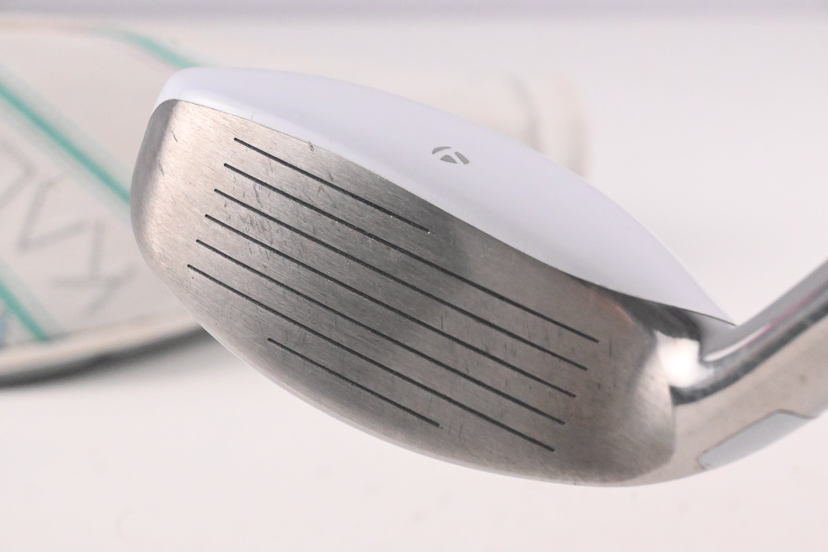 Ladies Taylormade Kalea 3 #5 Hybrid / 26 Degree / Ladies Flex Kalea 45 Shaft