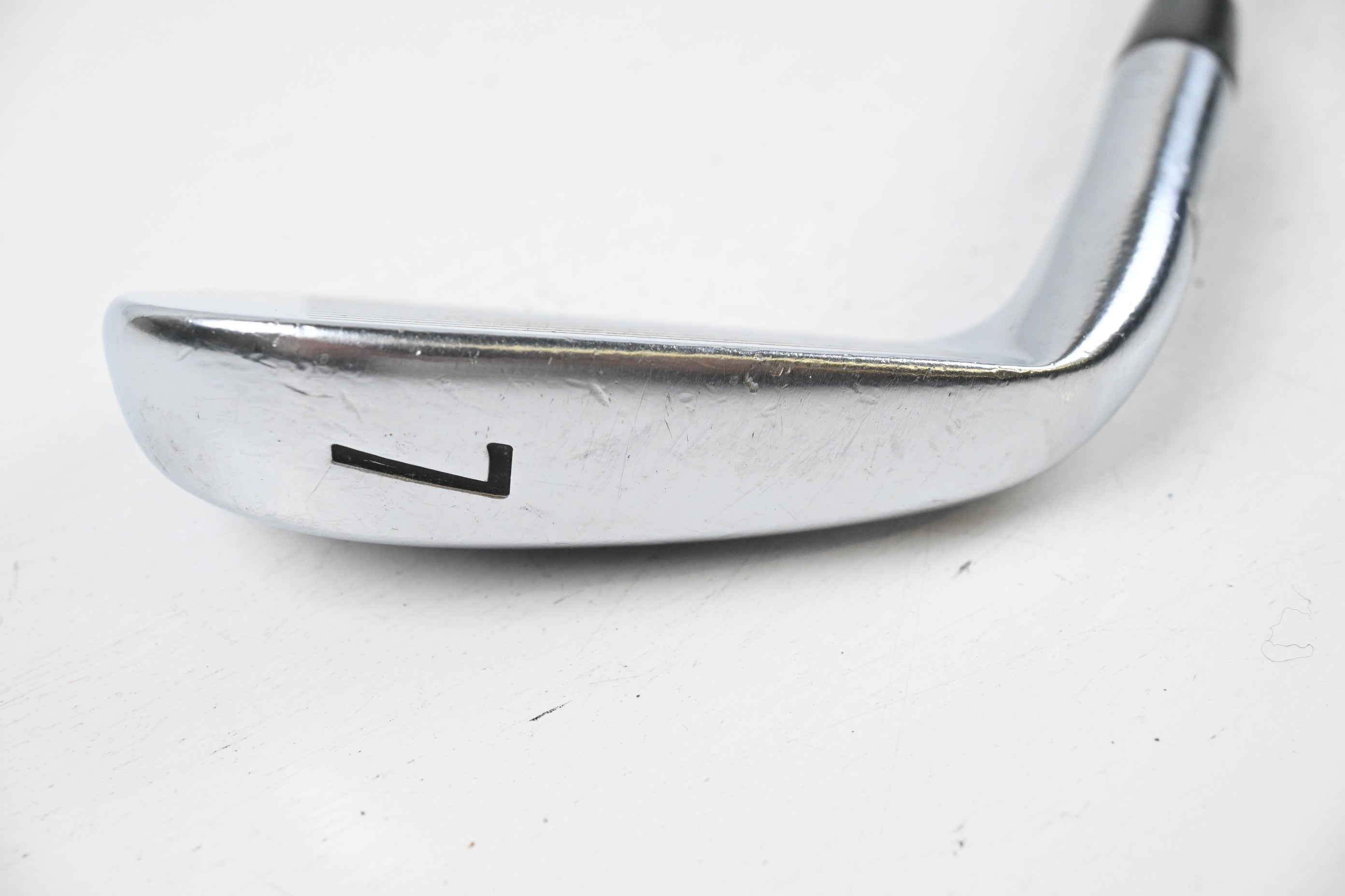 Titleist 716 AP2 #7 Iron / Stiff Flex Project X Precision Shaft