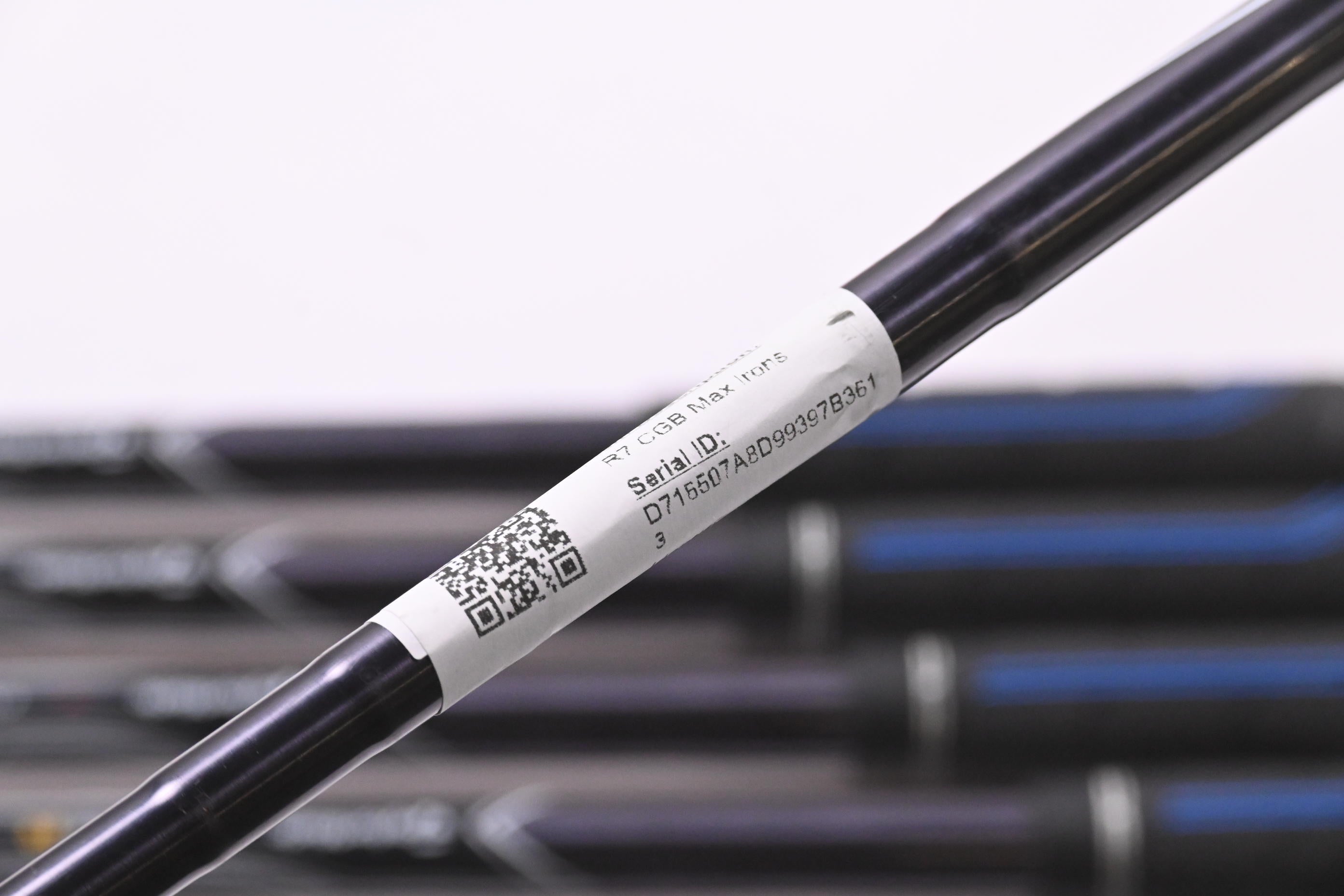 Taylormade R7 CGB Max Irons / 4-9i / Regular Flex Taylormade Reax 90 Shafts