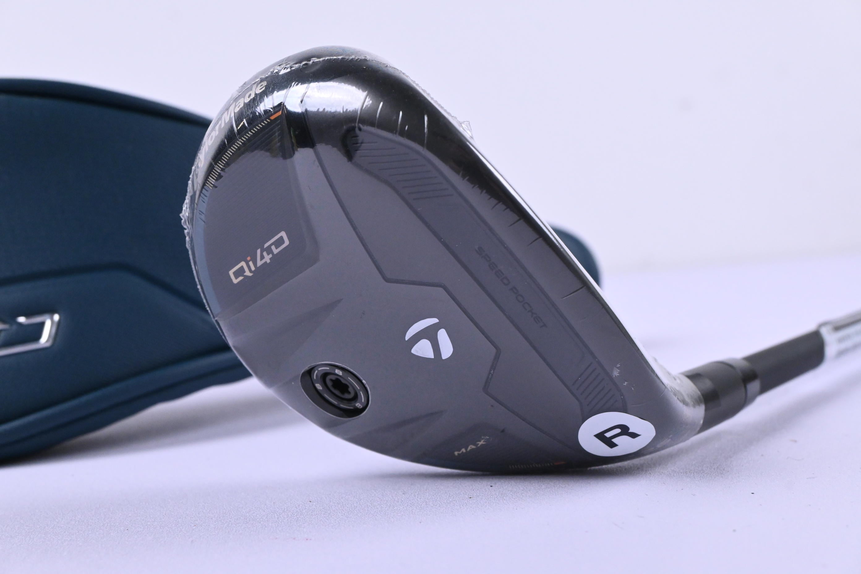 Taylormade Qi4D Max #5 Hybrid / 26 Degree / Regular Flex KBS REAX 50 Shaft