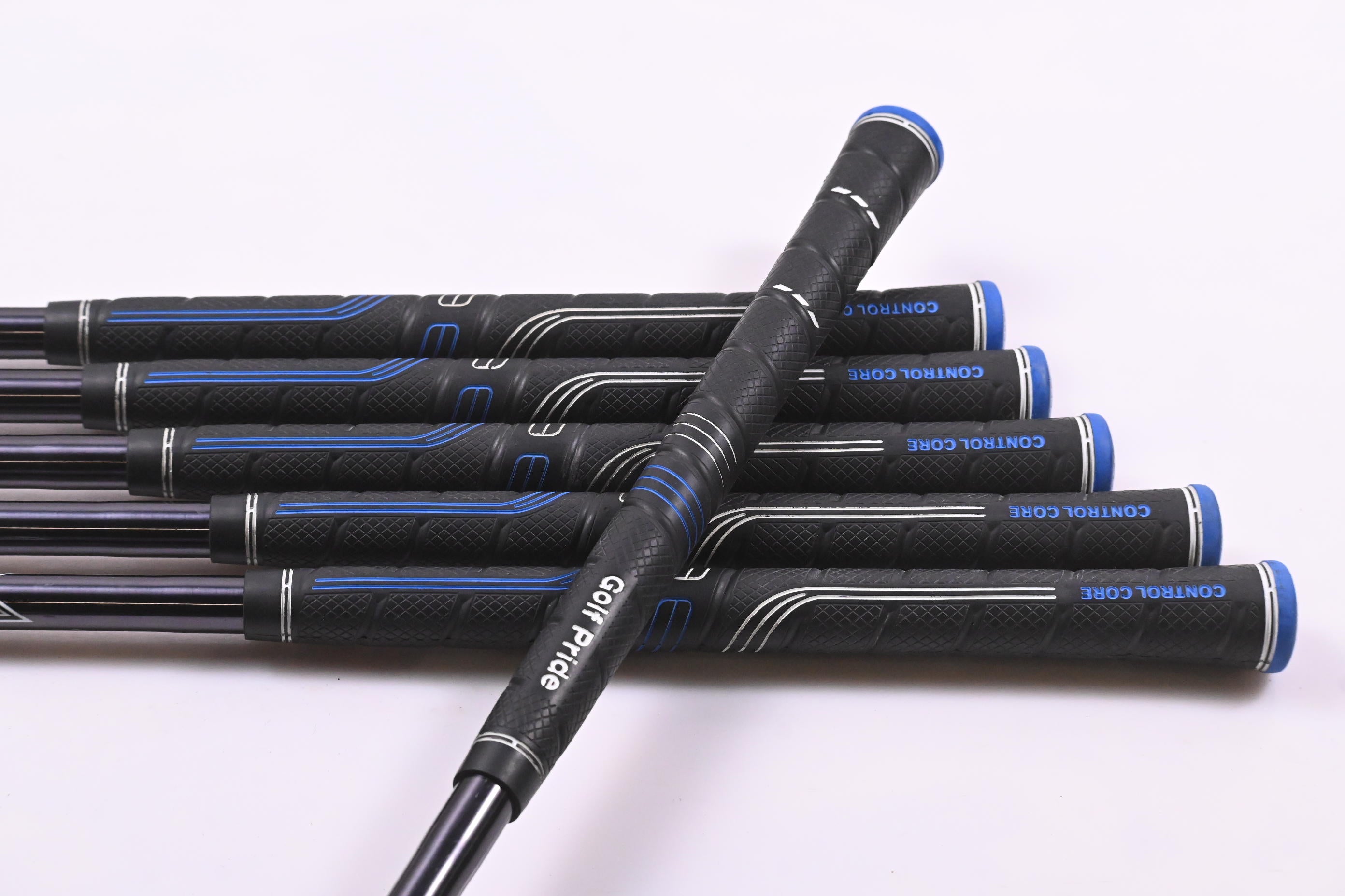 Taylormade R7 CGB Max Irons / 4-9i / Regular Flex Taylormade Reax 90 Shafts