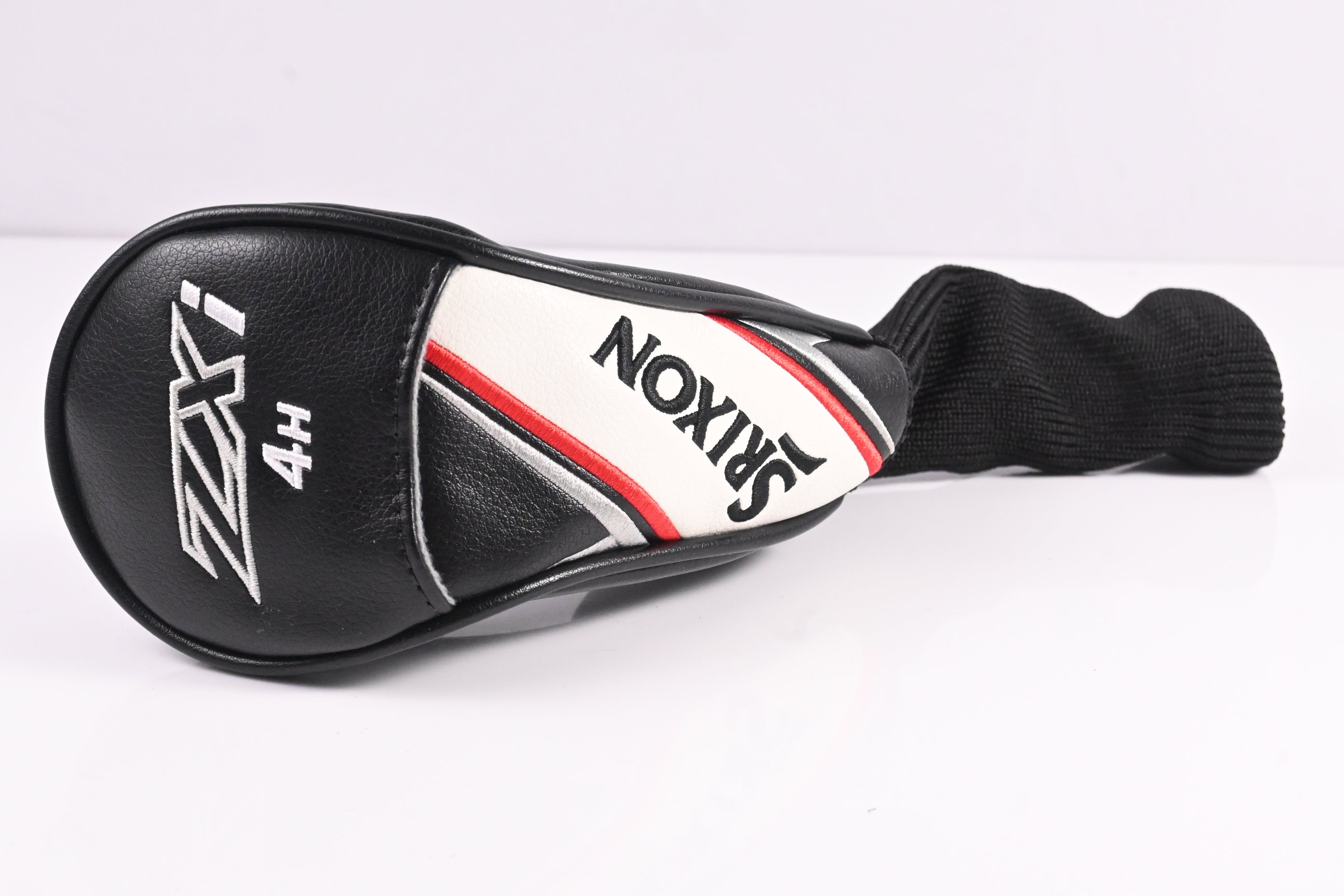 Srixon ZXi #4 Hybrid / 22 Degree / Regular Flex Fujikura Ventus TR Blue 7 Shaft