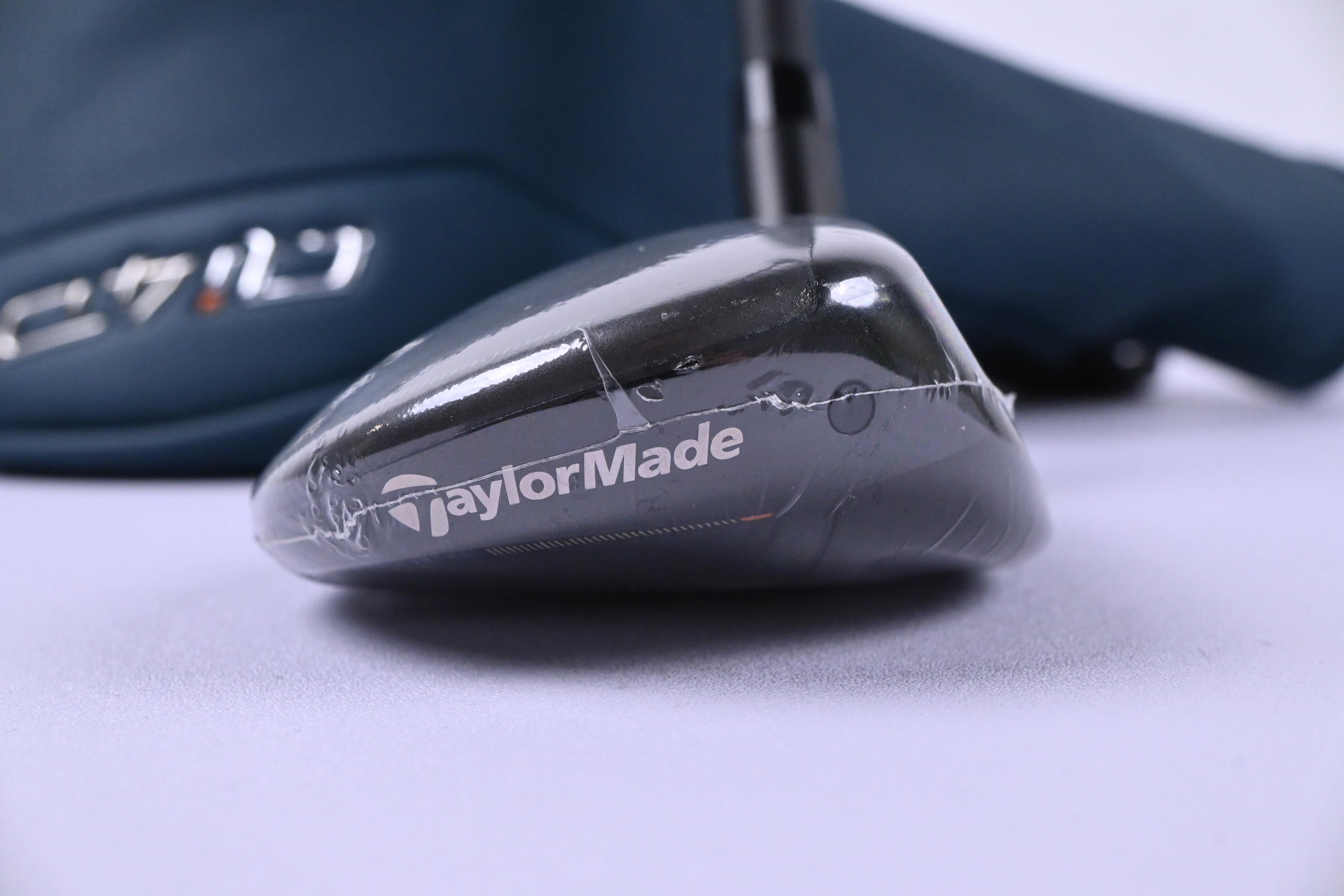 Taylormade Qi4D Max #5 Hybrid / 26 Degree / Regular Flex KBS REAX 50 Shaft