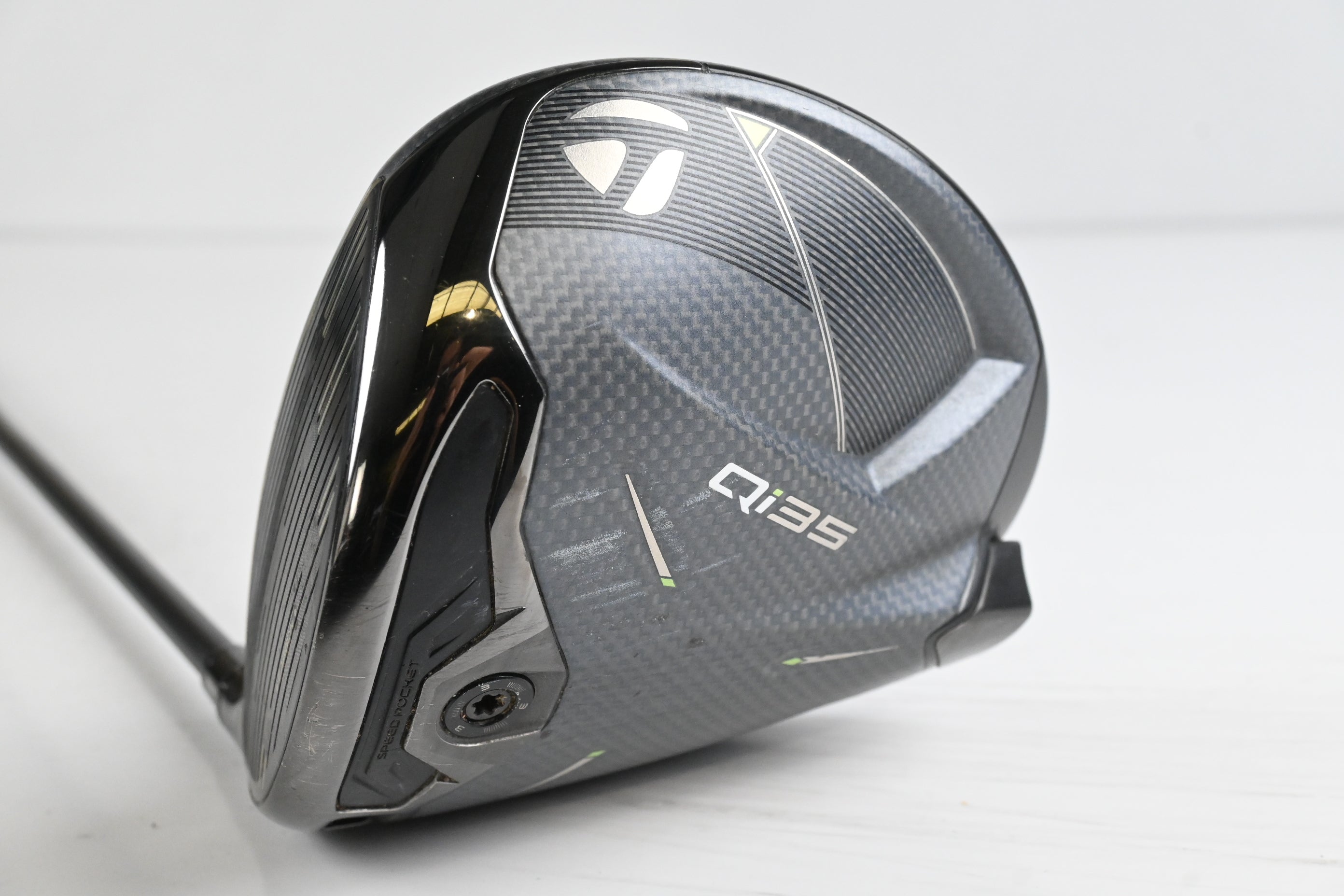 Left Hand Taylormade Qi35 Driver / 10.5 Degree / Regular Flex Ventus Blue 5