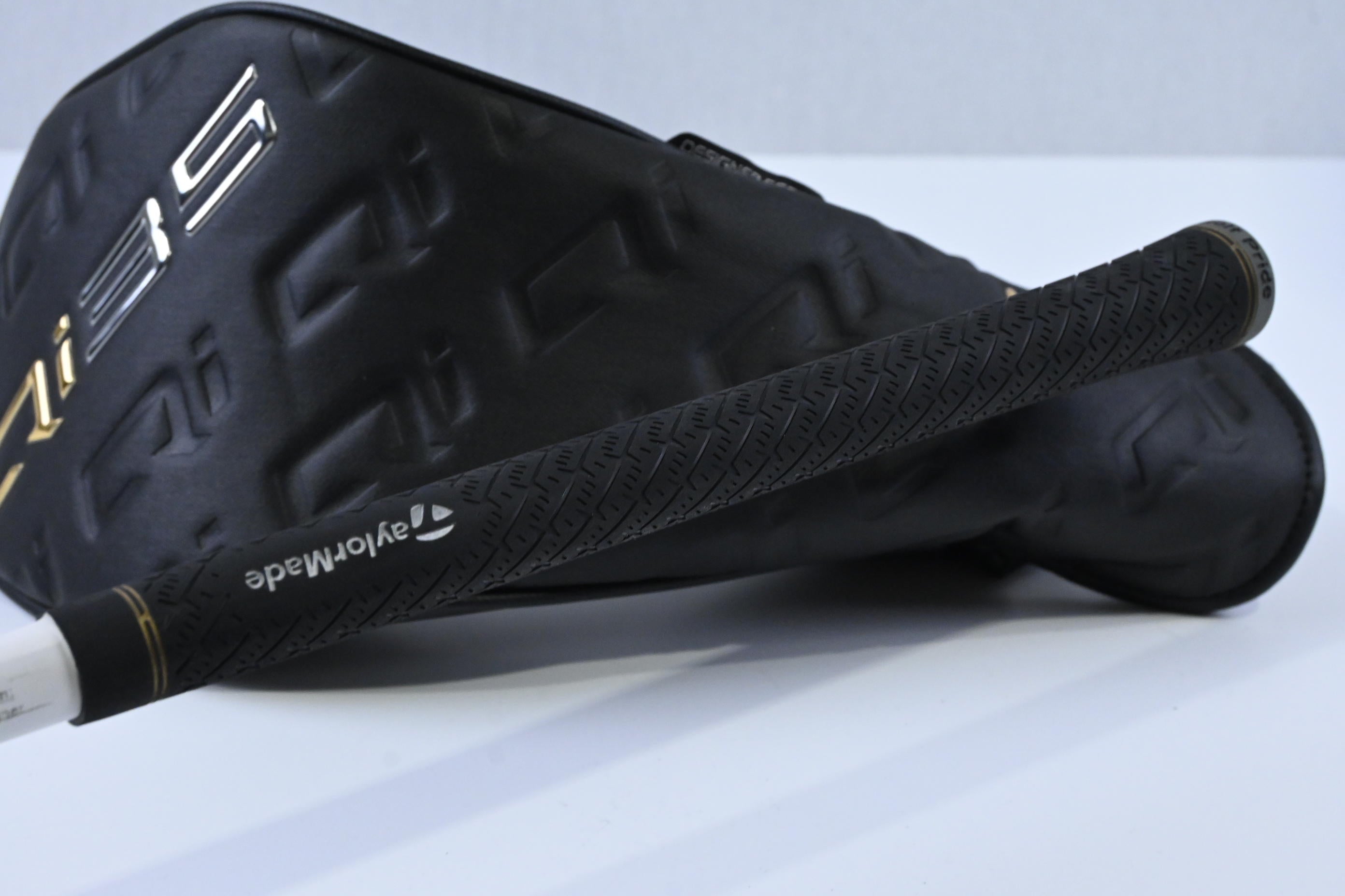 Taylormade Qi35 Max Designer Series Driver / 10.5 Degree / Regular Flex Diamana