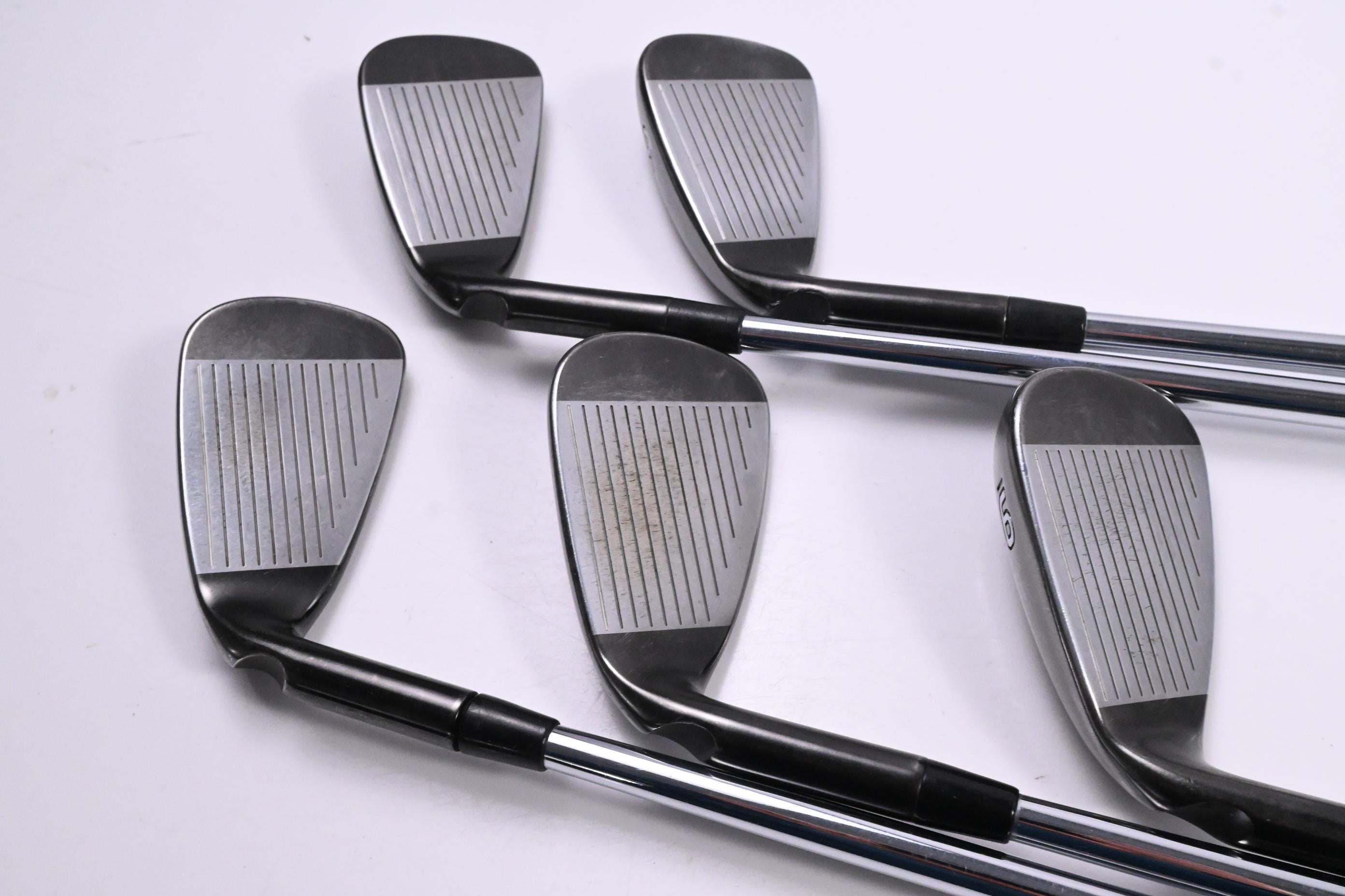 Ping G710 Irons / 5-9i / Black Dot / Regular Flex Dynamic Gold 105 R300 Shafts