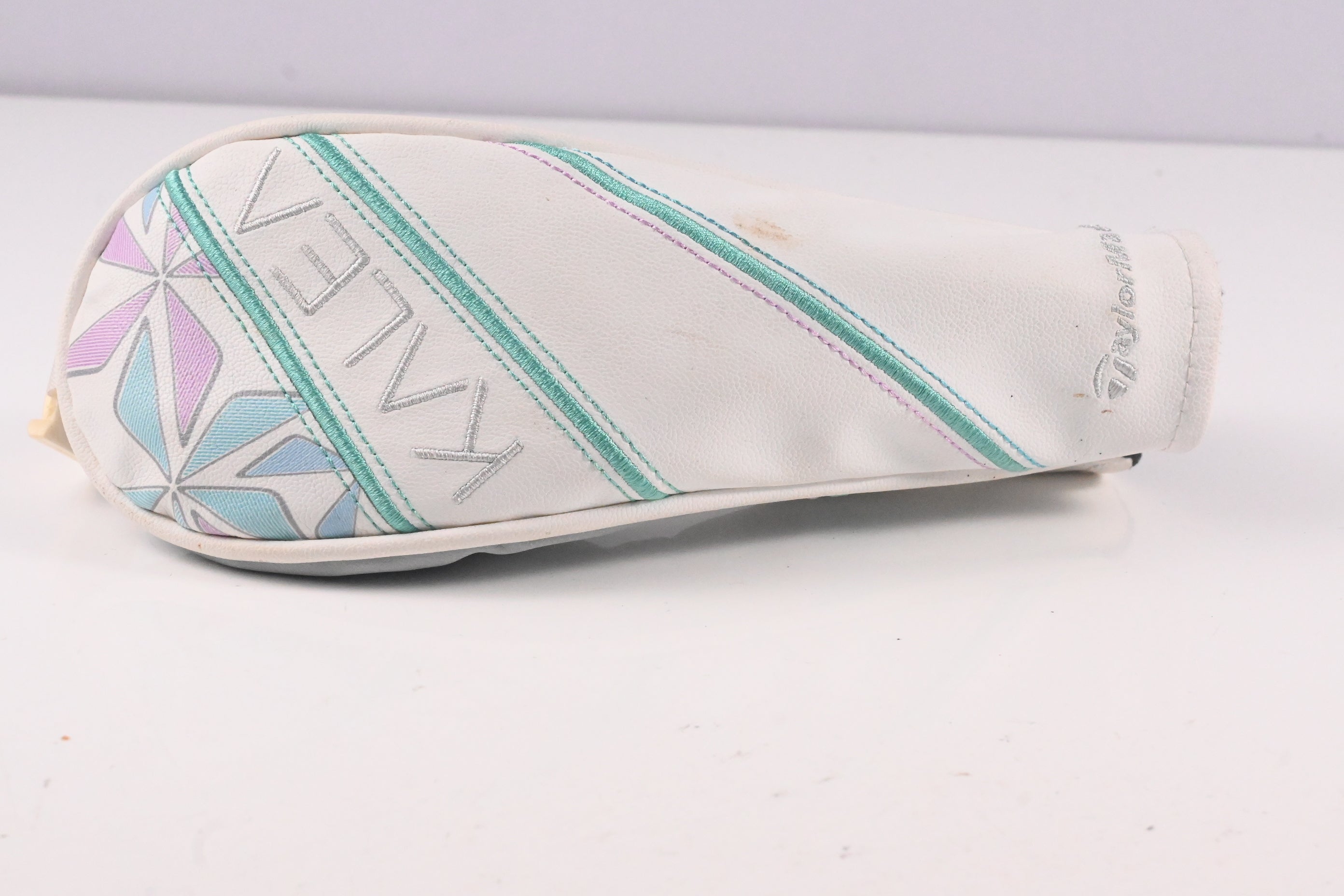 Ladies Taylormade Kalea 3 #5 Hybrid / 26 Degree / Ladies Flex Kalea 45 Shaft