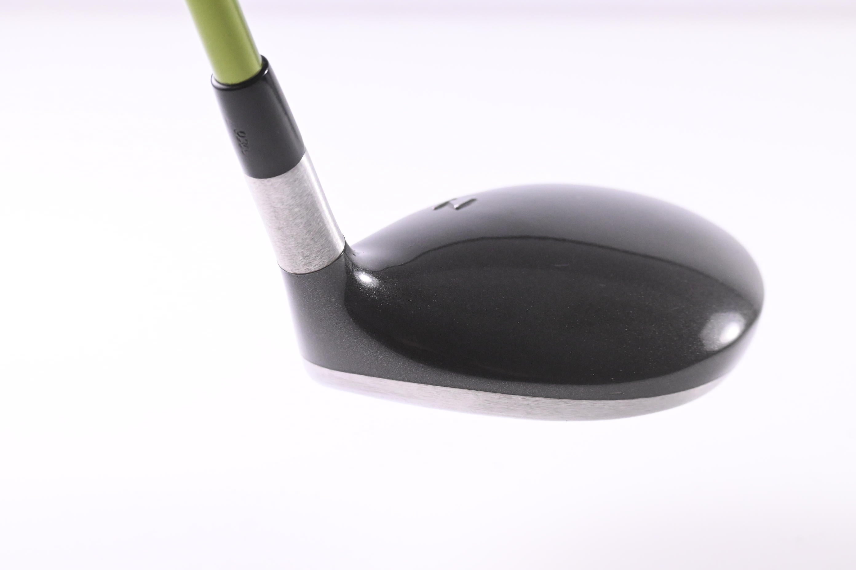 Titleist 904 F #5 Wood / 19 Degree / Regular Flex Aldila NV Green 75 Shaft