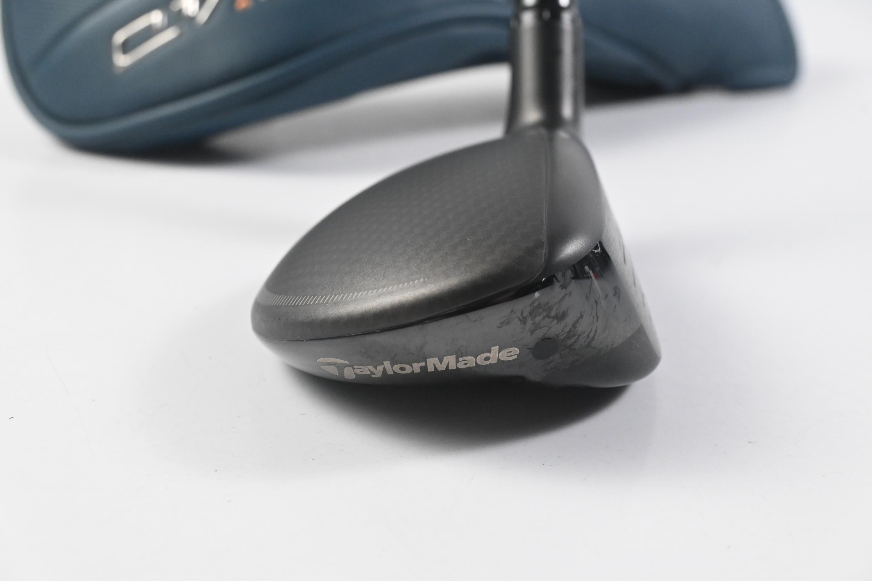 Taylormade Qi4D #4 Hybrid / 22 Degree / Regular Flex REAX By KBS White 65 Shaft
