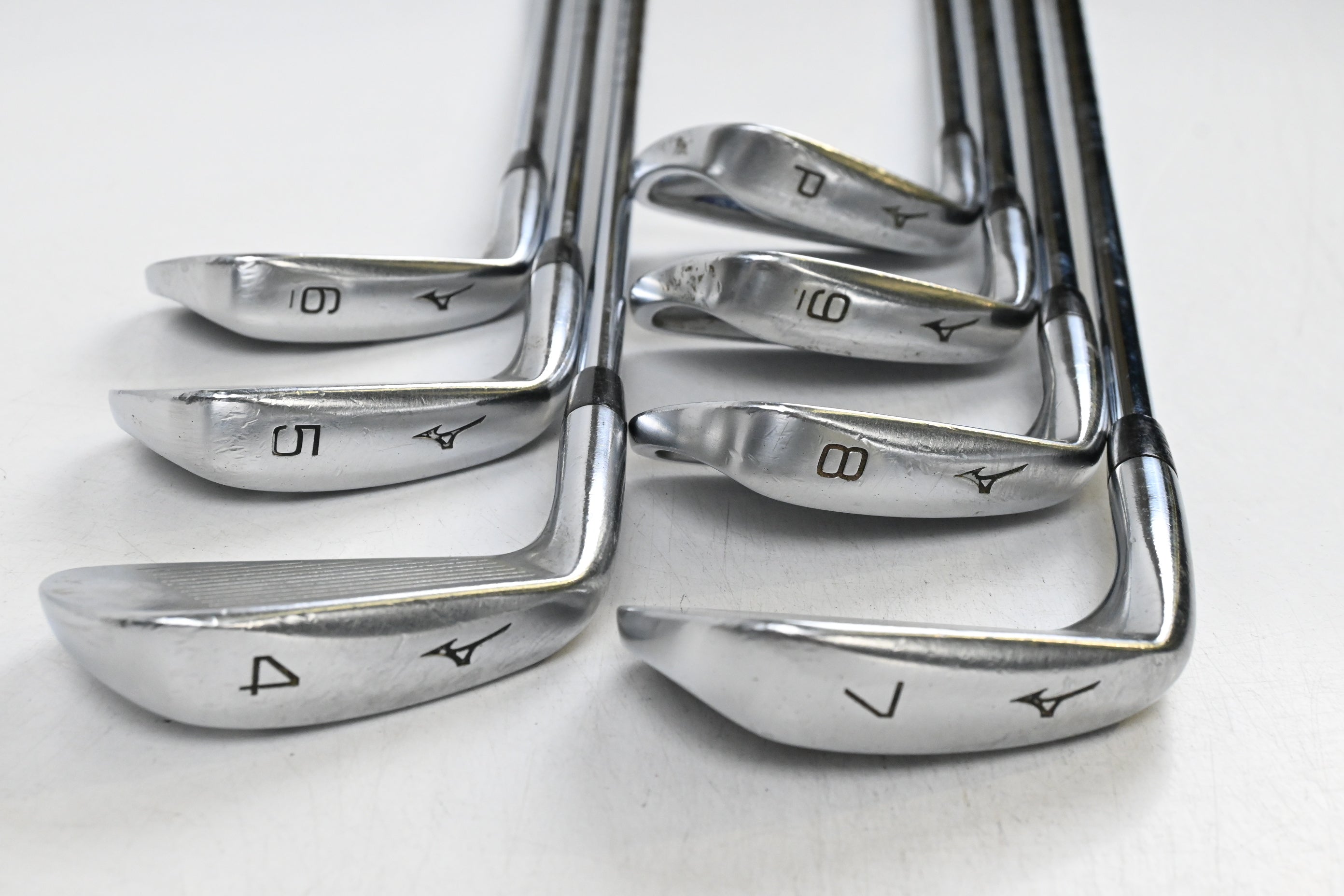 Mizuno MX-200 Irons / 4-PW / Stiff Flex Dynalite Gold XP Shafts