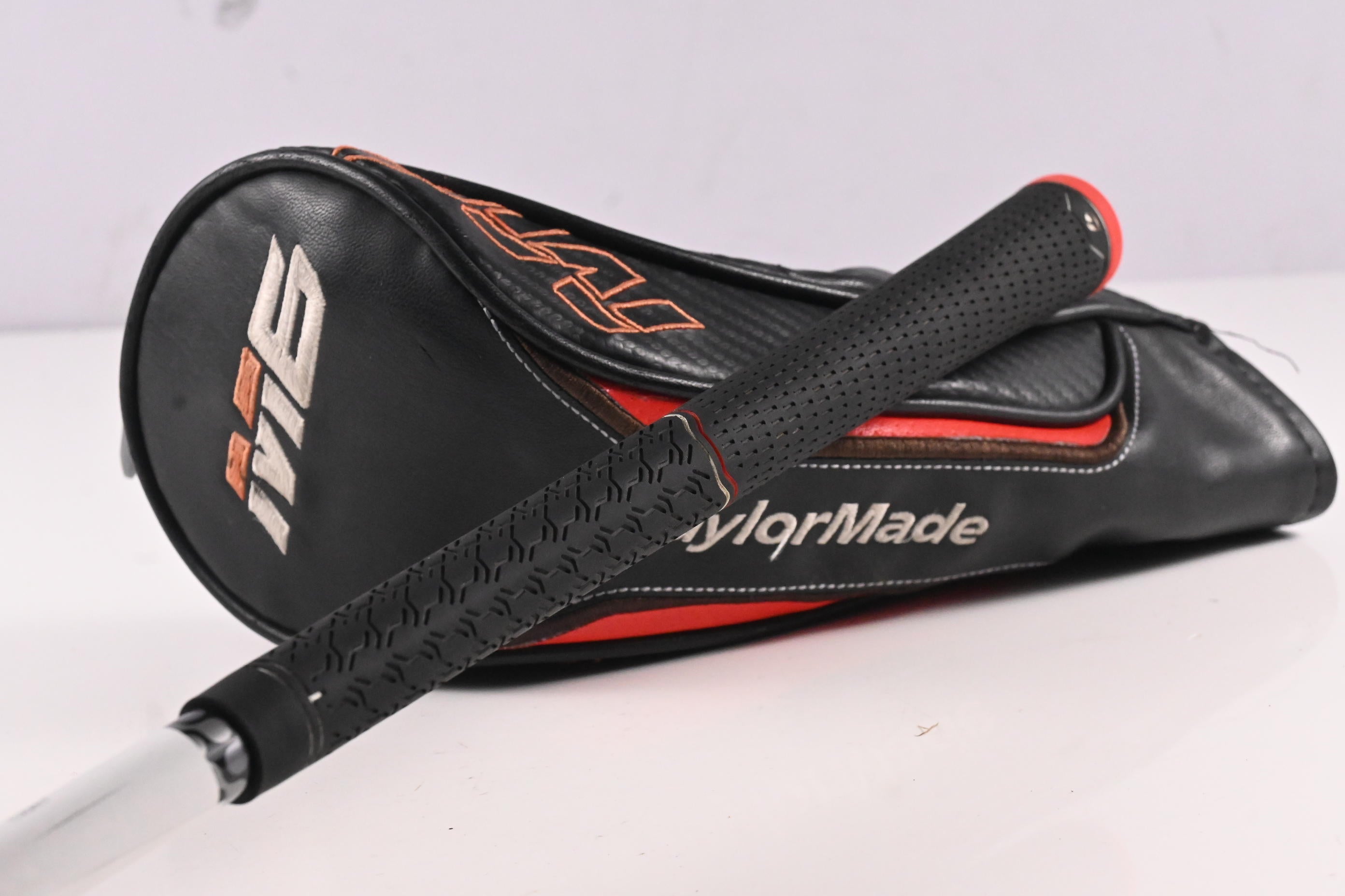 Taylormade M6 #3 Wood / 15 Degree / Regular Flex Fujikura Atmos Orange 5 Shaft