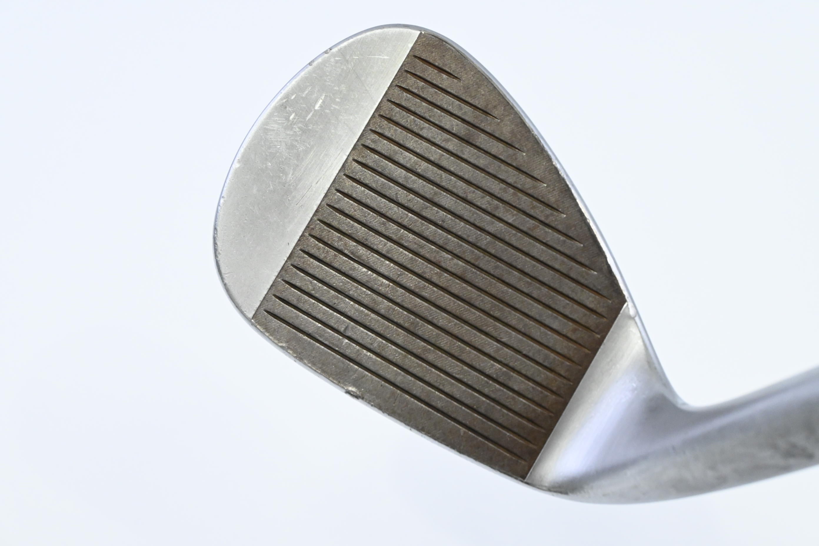 Taylormade Milled Grind 5 Sand Wedge / 54 Degree / Wedge Flex Dynamic Gold 115