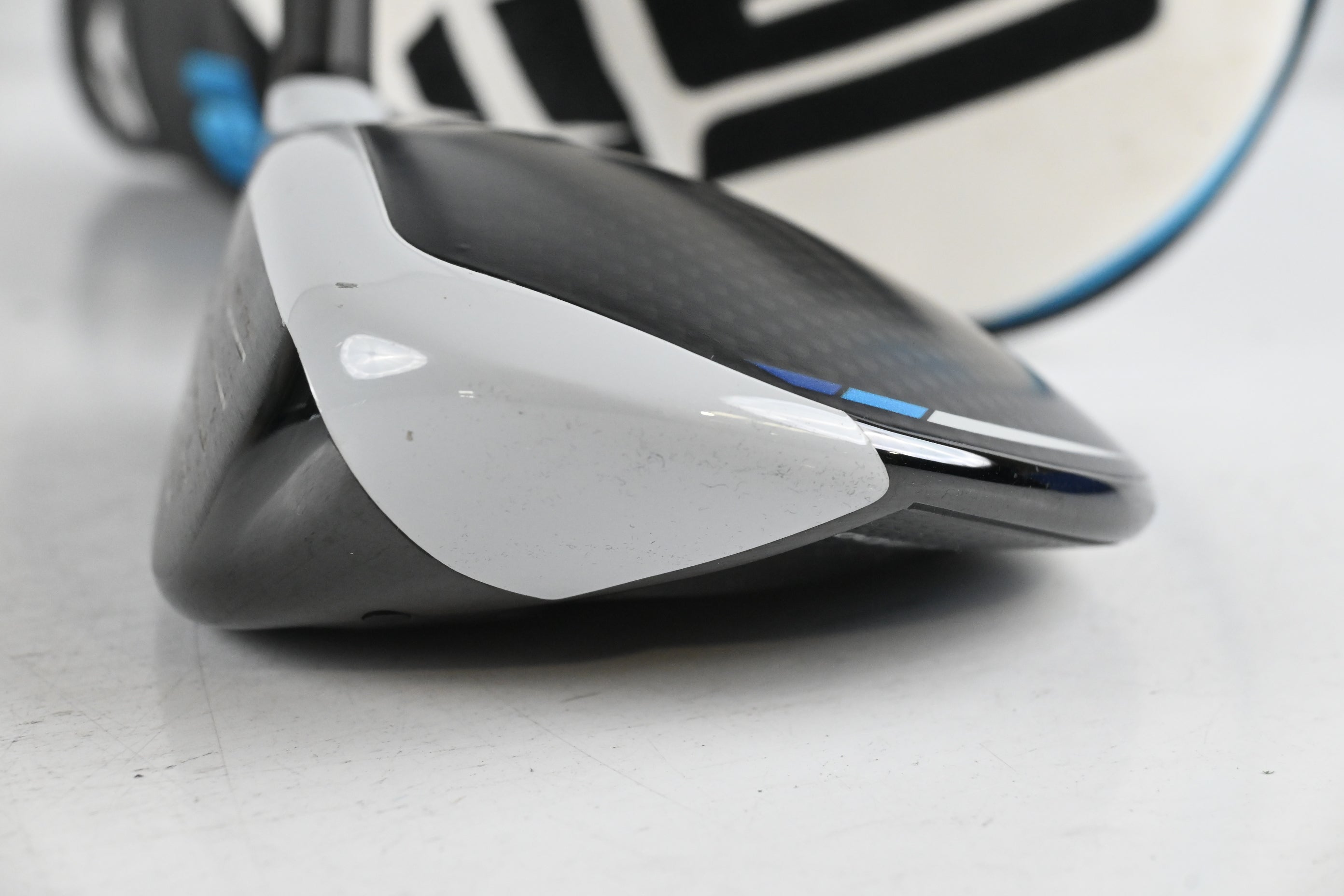 Left Hand Taylormade SIM2 Max #3 Wood / 15 Degree / Regular Flex Ventus Blue 5