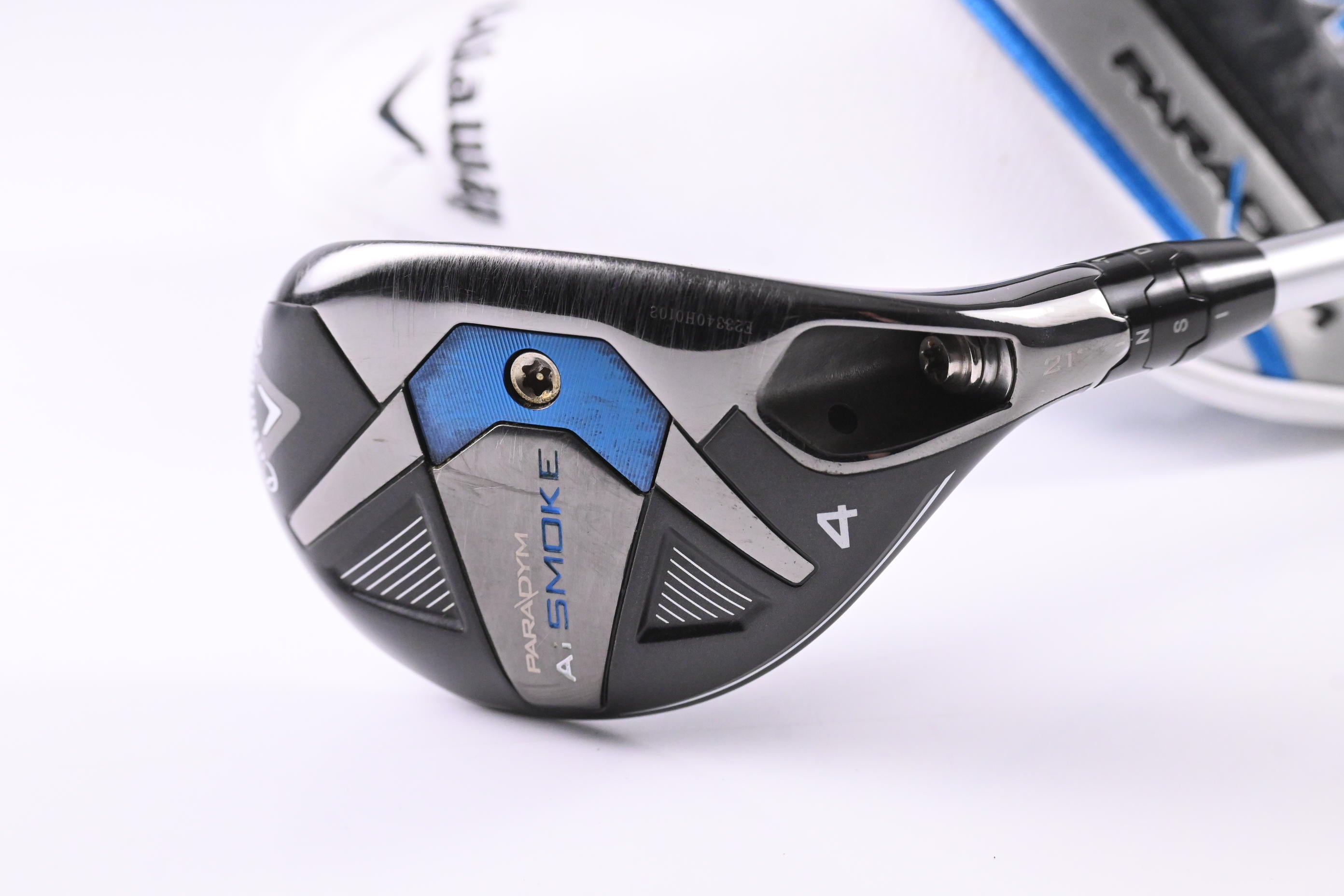 Callaway Paradym Ai Smoke #4 Hybrid / 21 Degree / Senior Flex Aldila Ascent 50