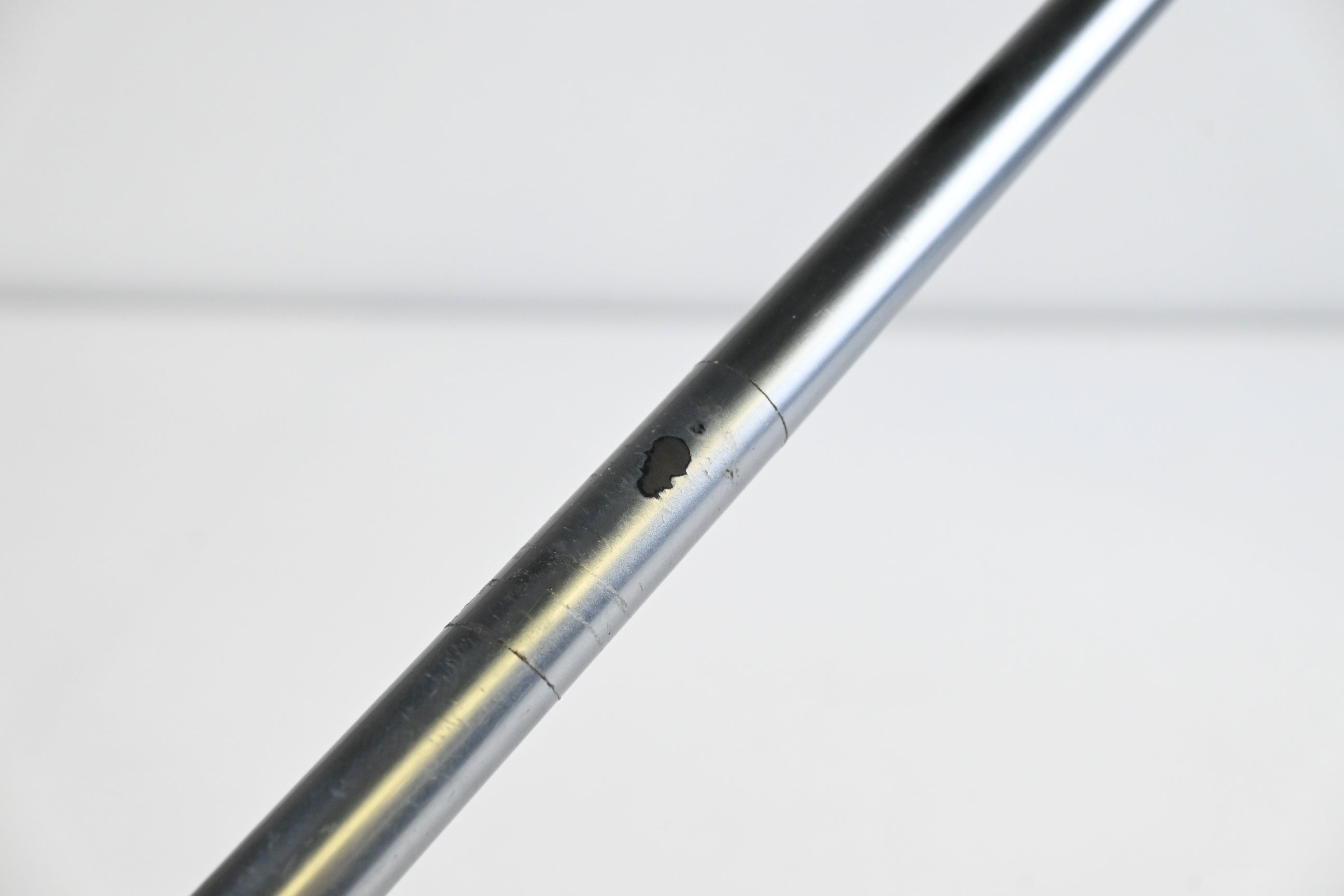 Taylormade R11S Driver / 10.5 Degree / Regular Flex Hzrdus T800 55 Shaft
