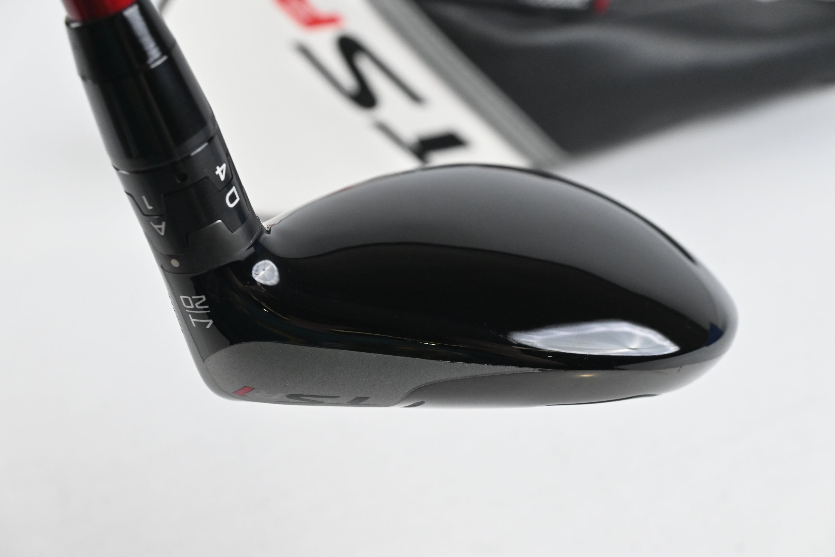 Titleist TSR1 #4 Hybrid / 20 Degree / Senior Flex Denali Red 60 Shaft