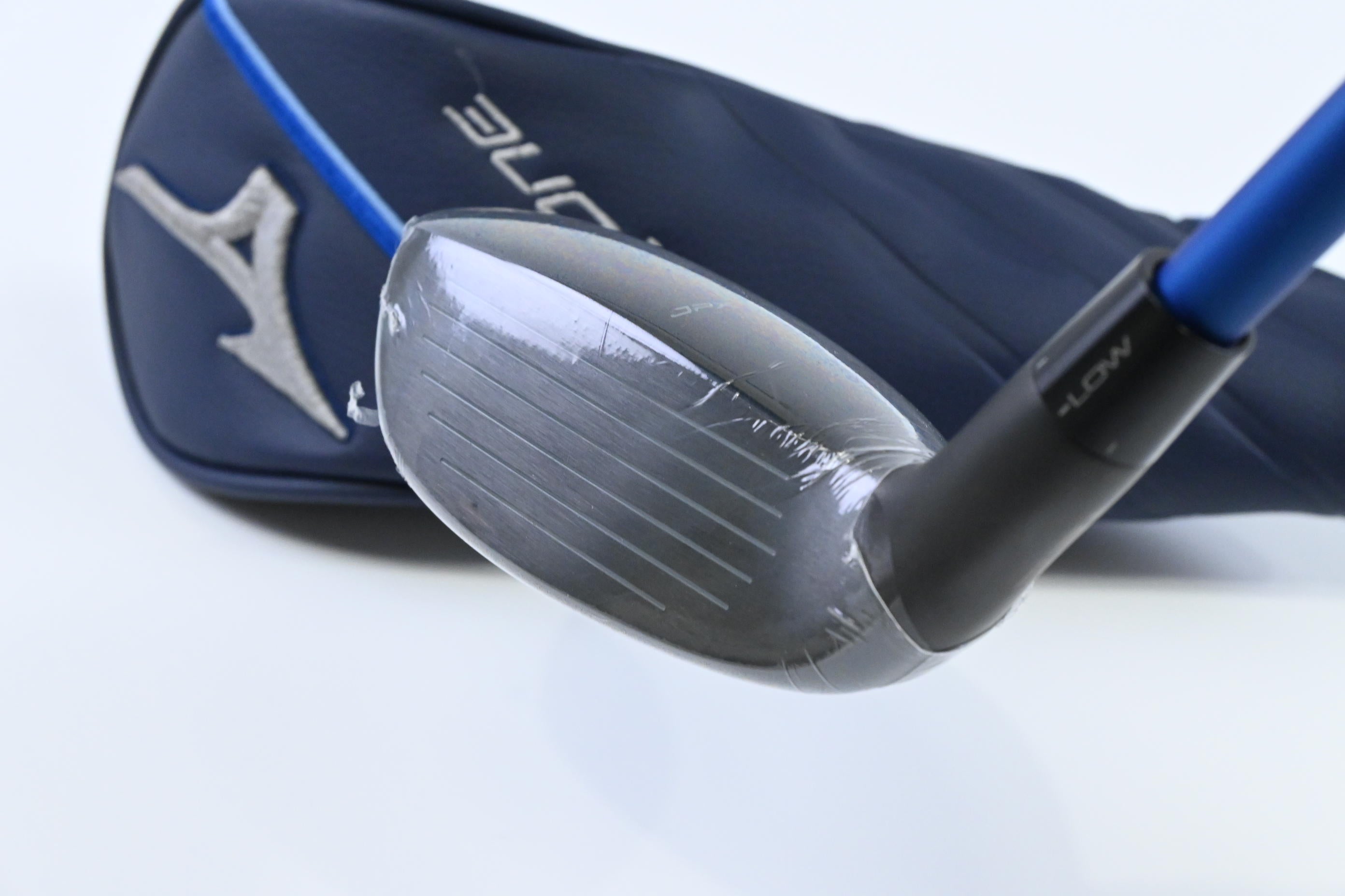 Mizuno JPX One #4 Hybrid / 22 Degree / Regular Flex Denali Frost Blue 70 Shaft