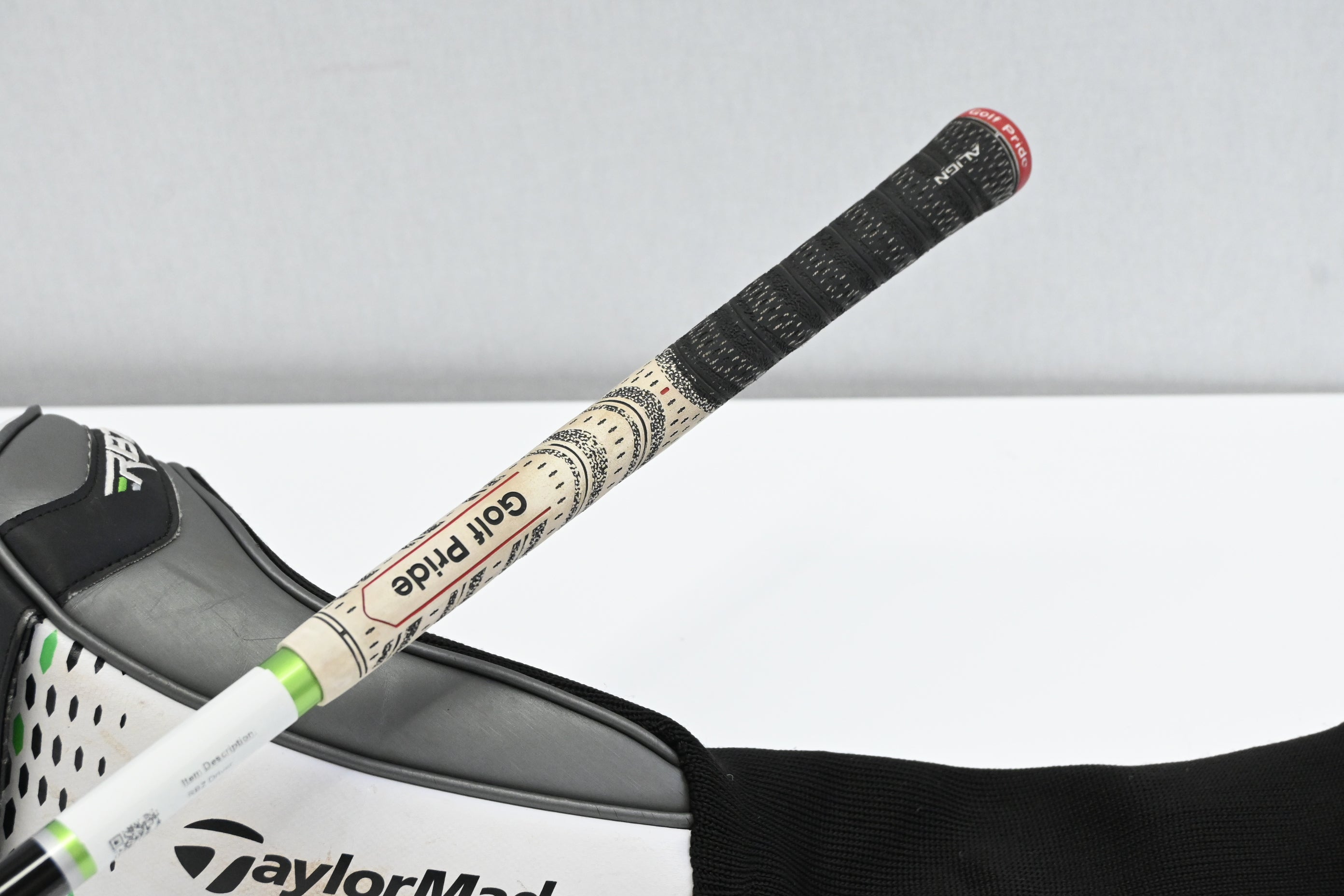 Taylormade RBZ Driver / 10.5 / Regular Flex Matrix Ozik 5