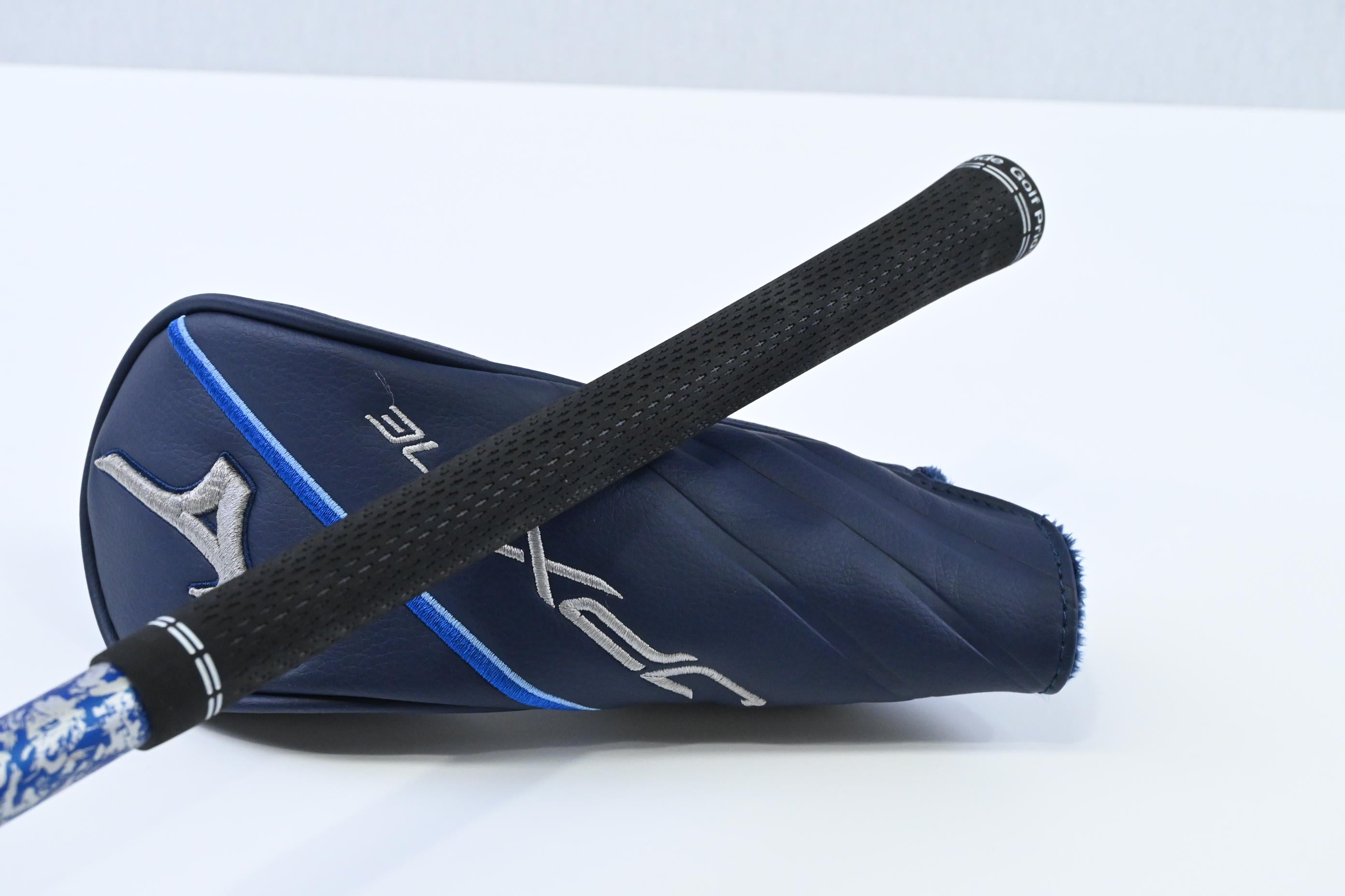 Mizuno JPX One #4 Hybrid / 22 Degree / Regular Flex Denali Frost Blue 70 Shaft