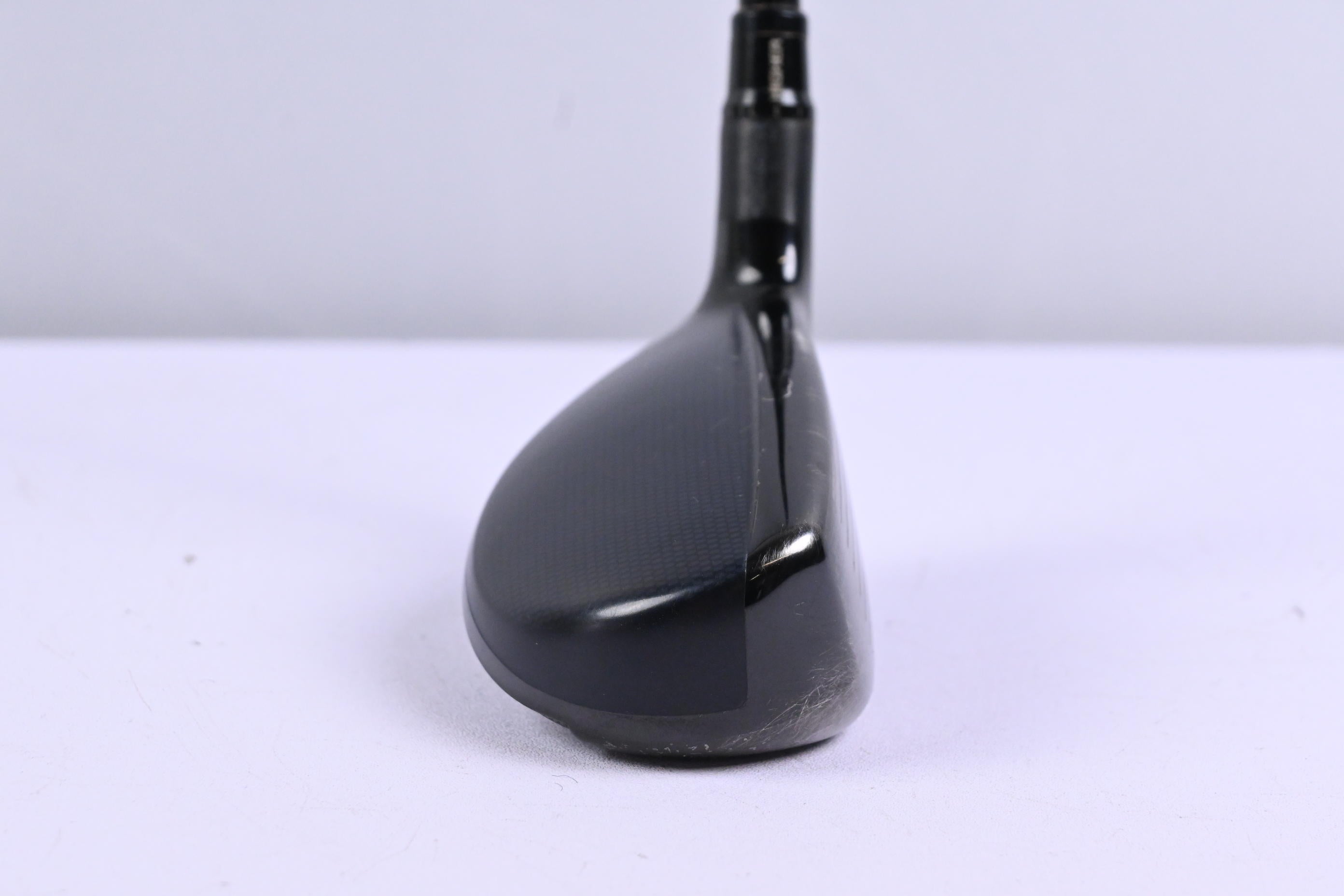 Taylormade SIM2 #2 Hybrid / 17 Degree / Stiff Flex Tensei AV Raw Blue 80 Shaft