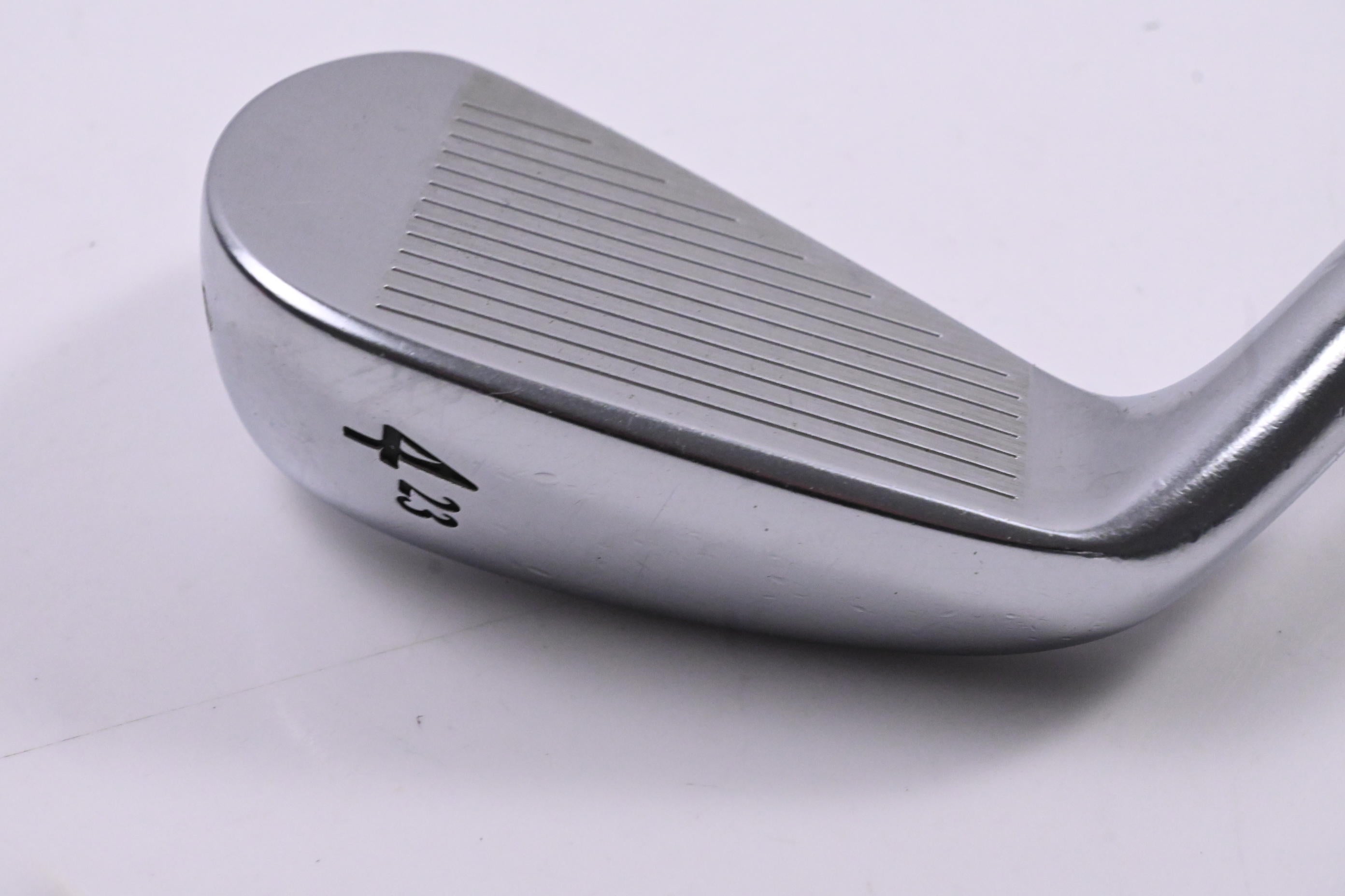 Srixon Z-U85 Utility #4 Iron / 23 Degree / Stiff Flex UST Recoil 95 Shaft