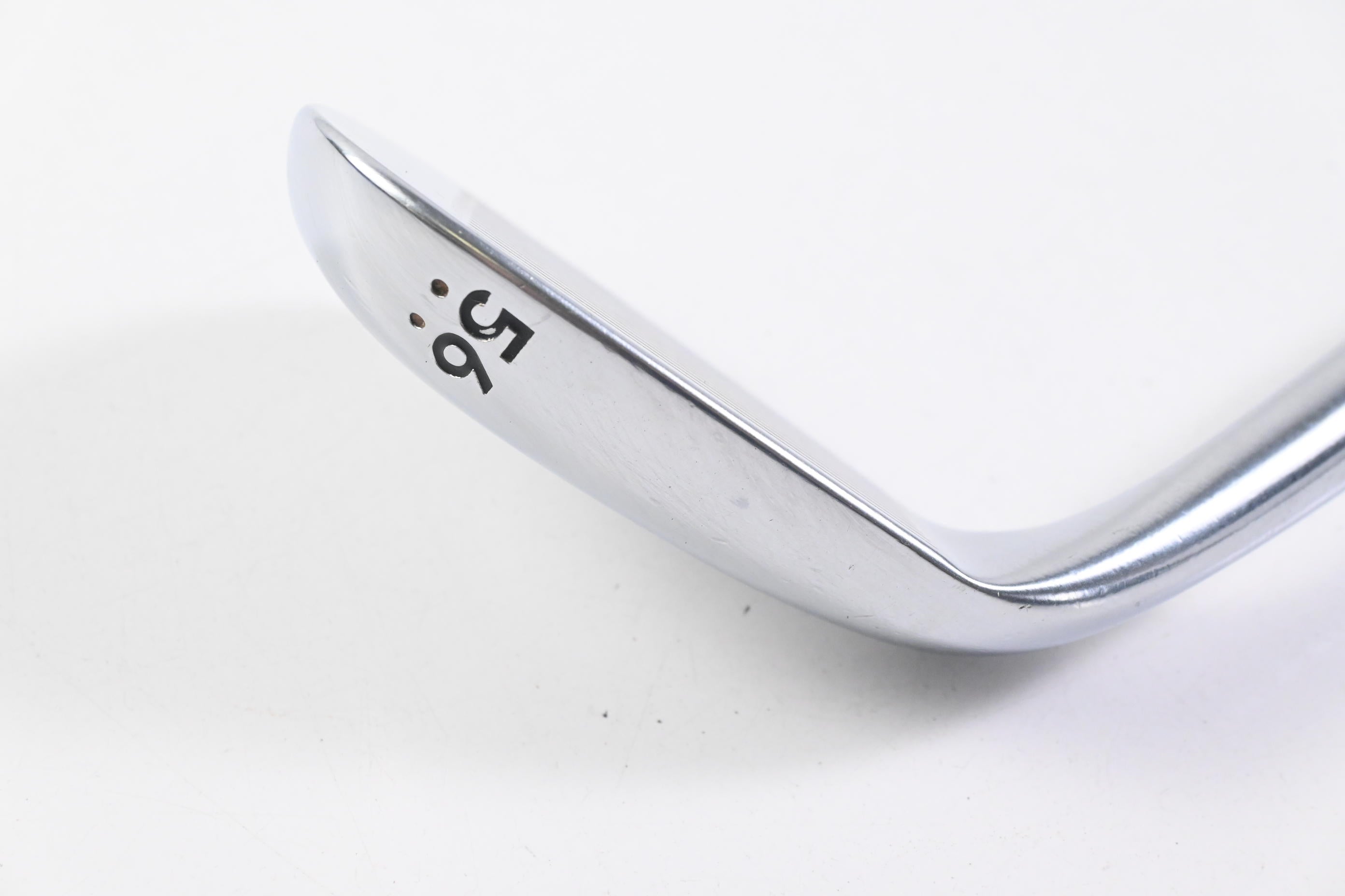 Cleveland 588 RTX 2.0 Sand Wedge / 56 Degree / Wedge Flex Dynamic Gold
