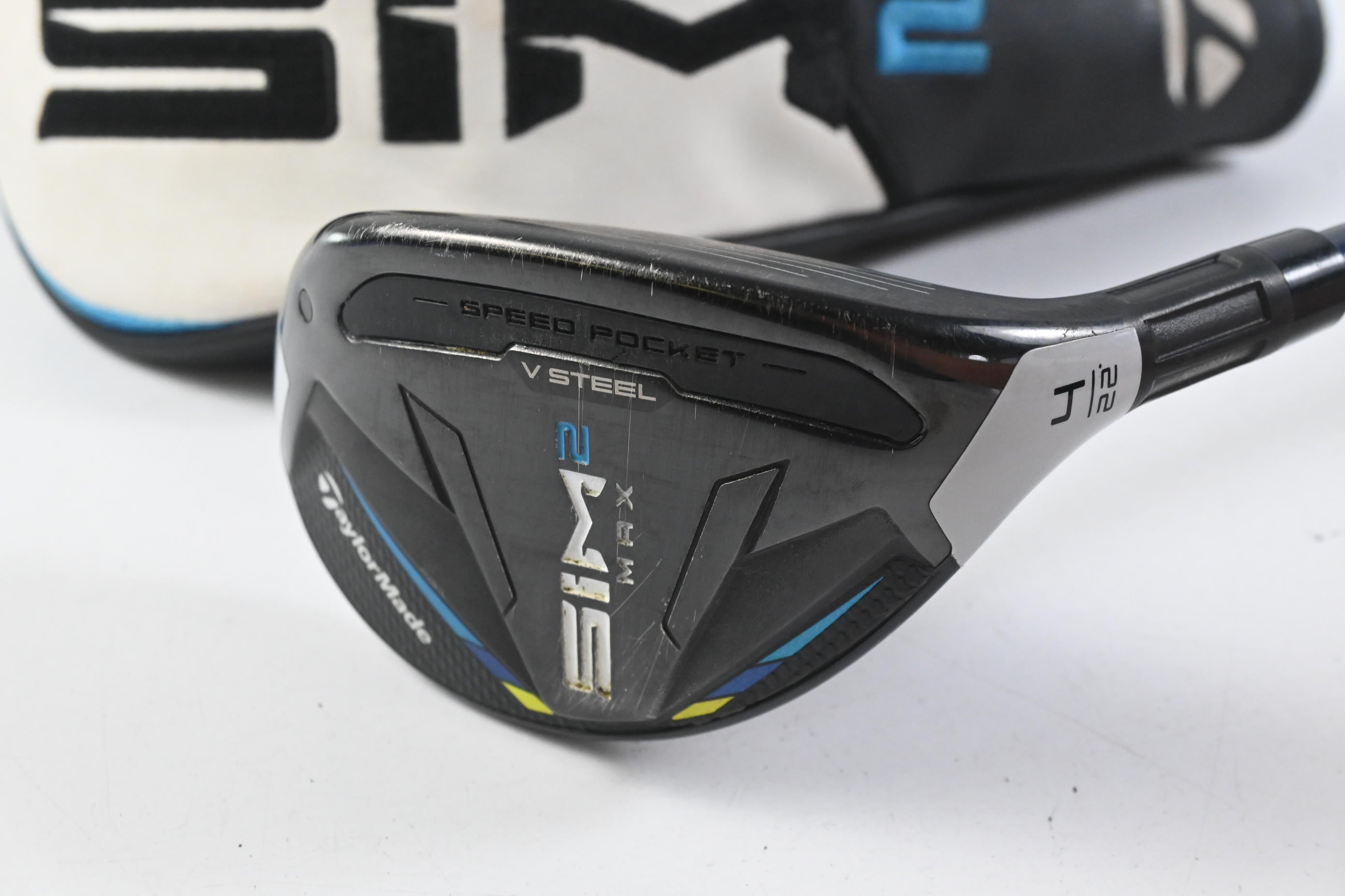 Taylormade SIM2 Max #4 Hybrid / 22 Degree / Regular Flex Fujikura Ventus Blue 6