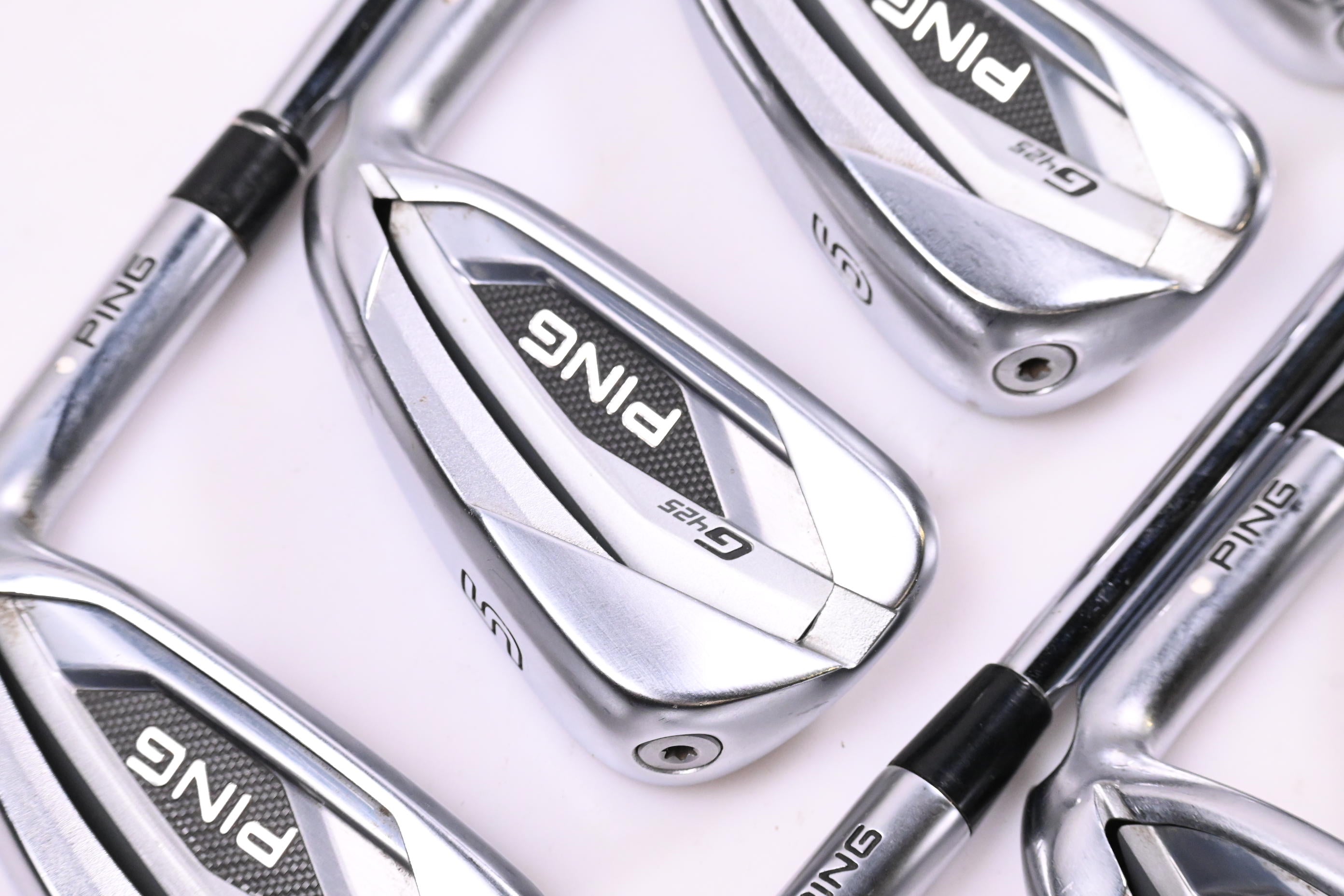 Ping G425 Irons / 4-PW+UW+SW+LW / White Dot / X-Flex Project X Precision Shafts