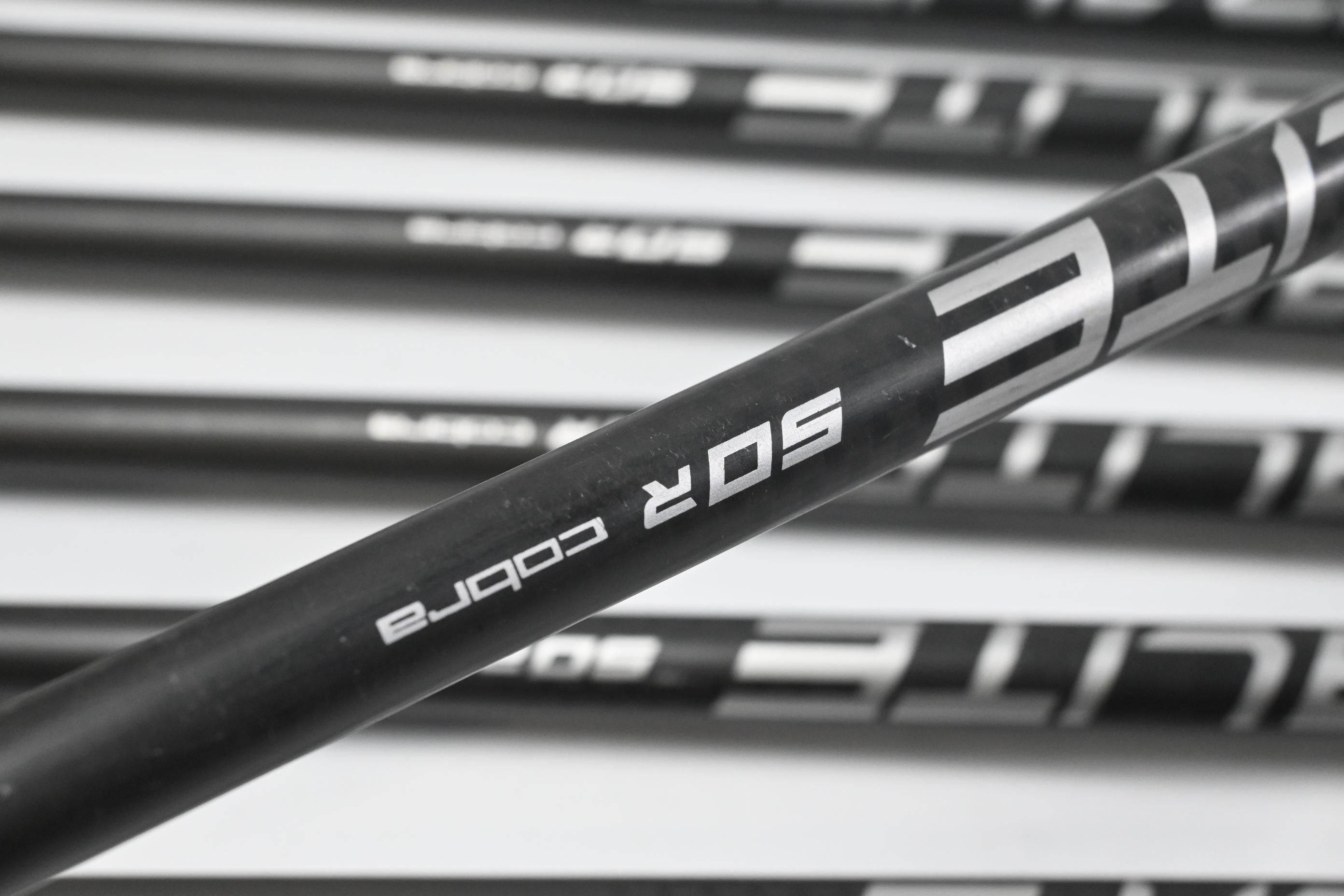 Cobra T-Rail 2023 Irons / 5H+6-PW+GW+SW / Regular Flex Cobra Ultralite 50 Shafts