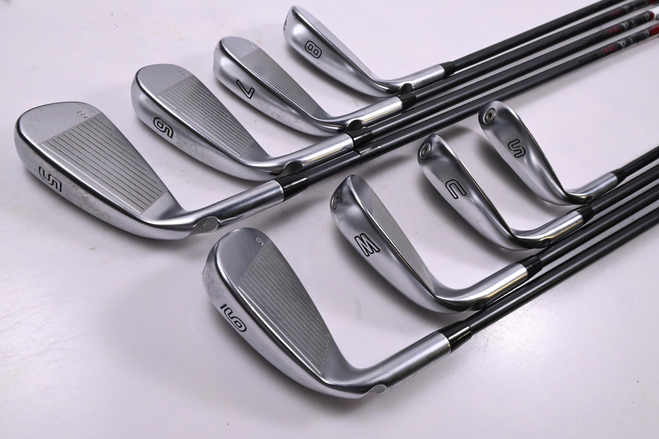 Ping G410 Irons / 5-PW+GW+SW / Green Dot / Regular Flex Ping Alta CB Red Shafts