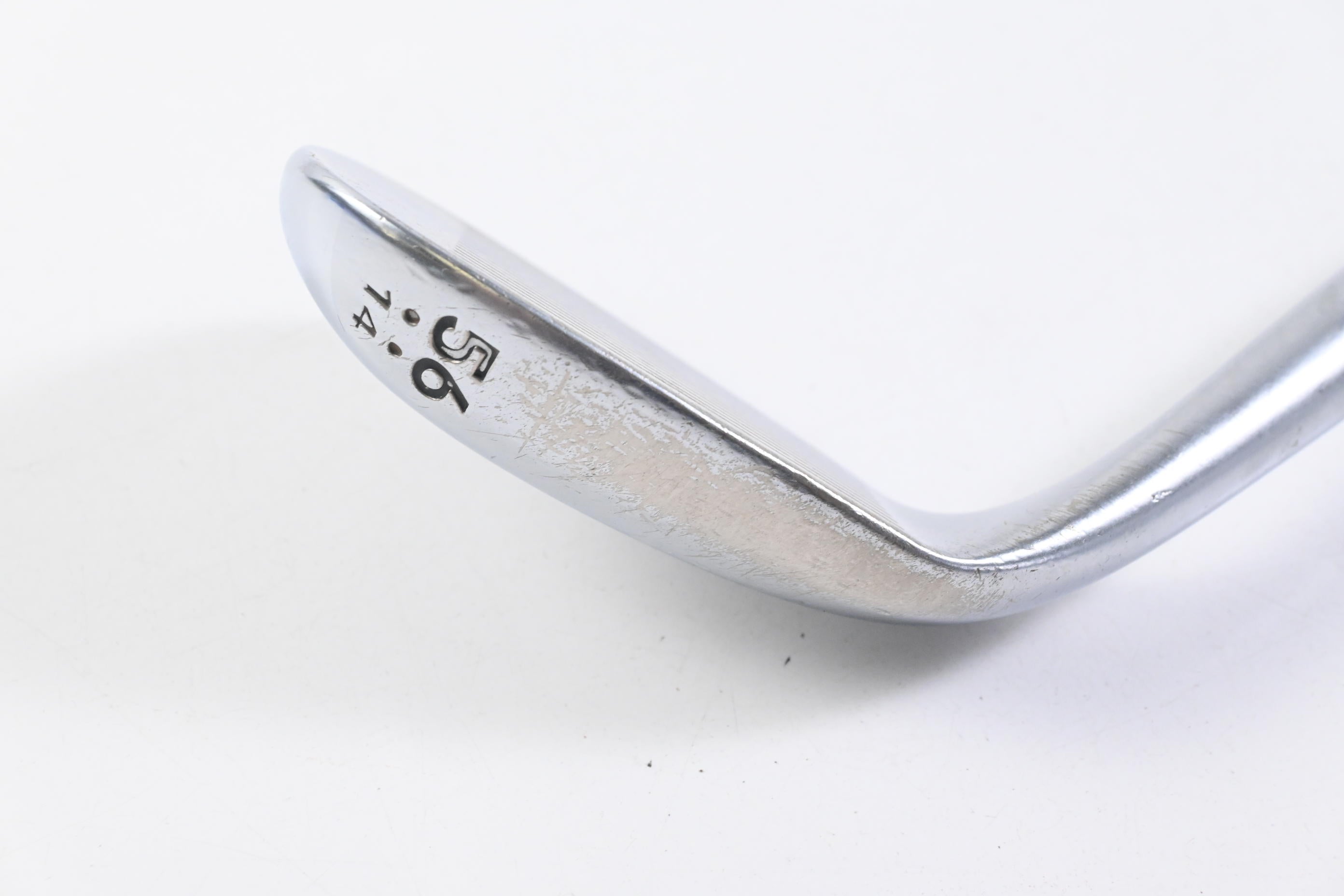 Cleveland 588 RTX Sand Wedge / 56 Degree / Wedge Flex Dynamic Gold Shaft