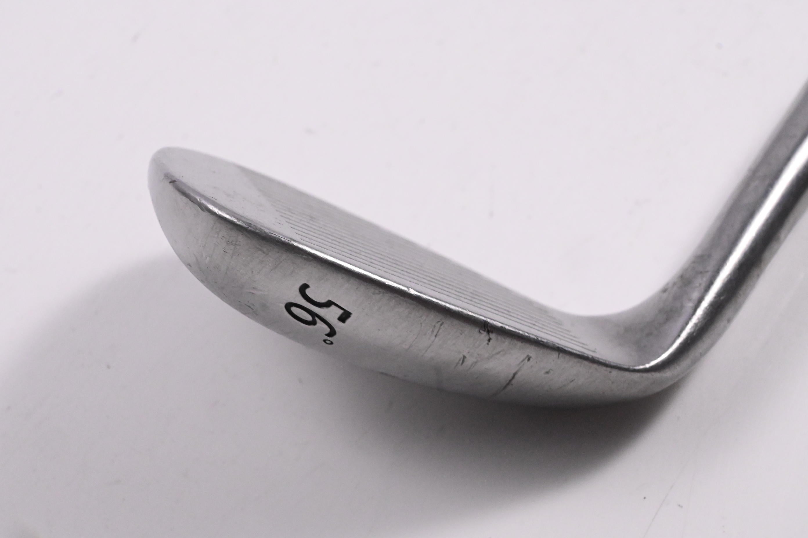 Wilson TW9 Sand Wedge / 56 Degree / Wedge Flex True Temper Dynamic Gold Shaft