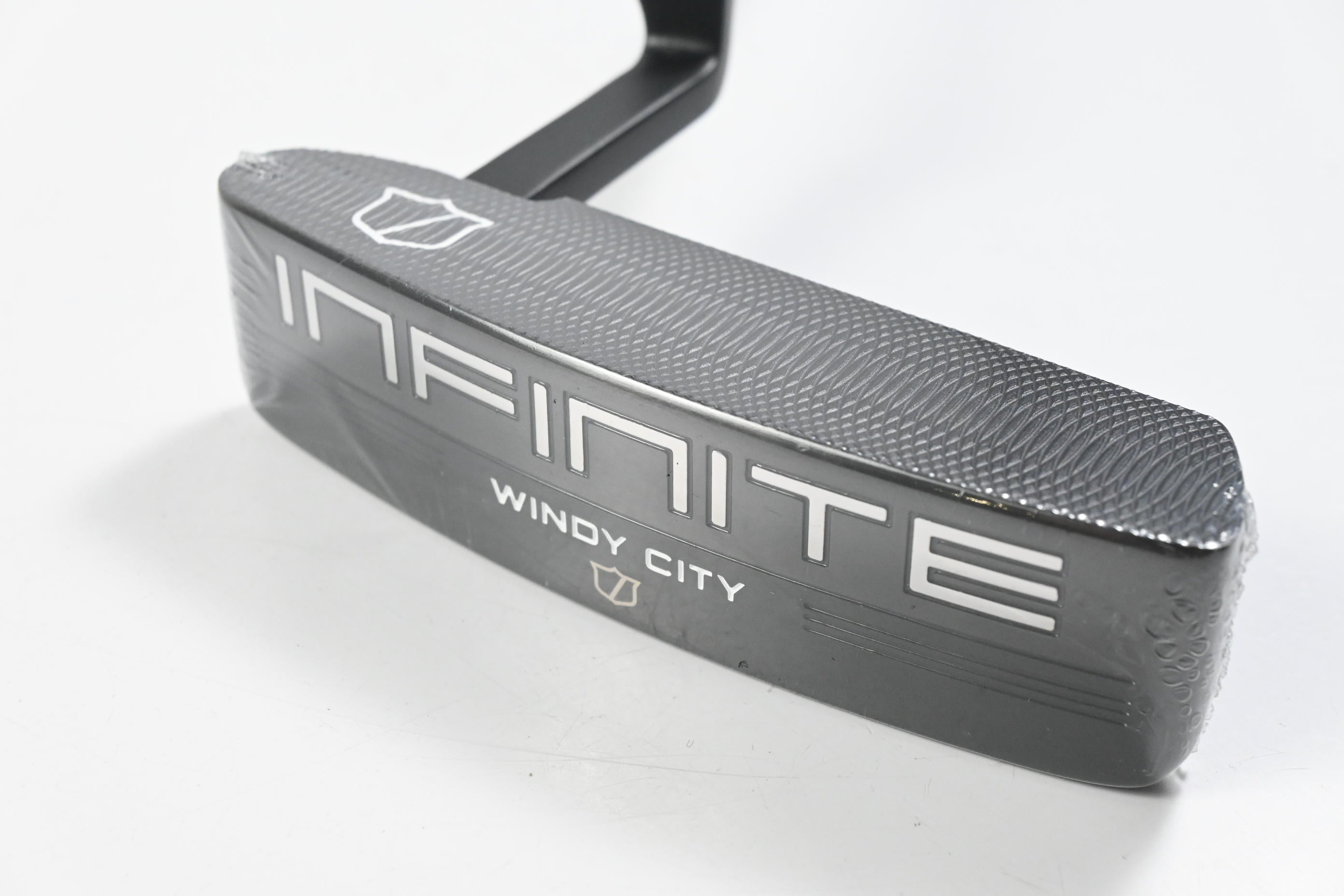 Wilson Infinite Windy City 2024 Putter / 34 Inch