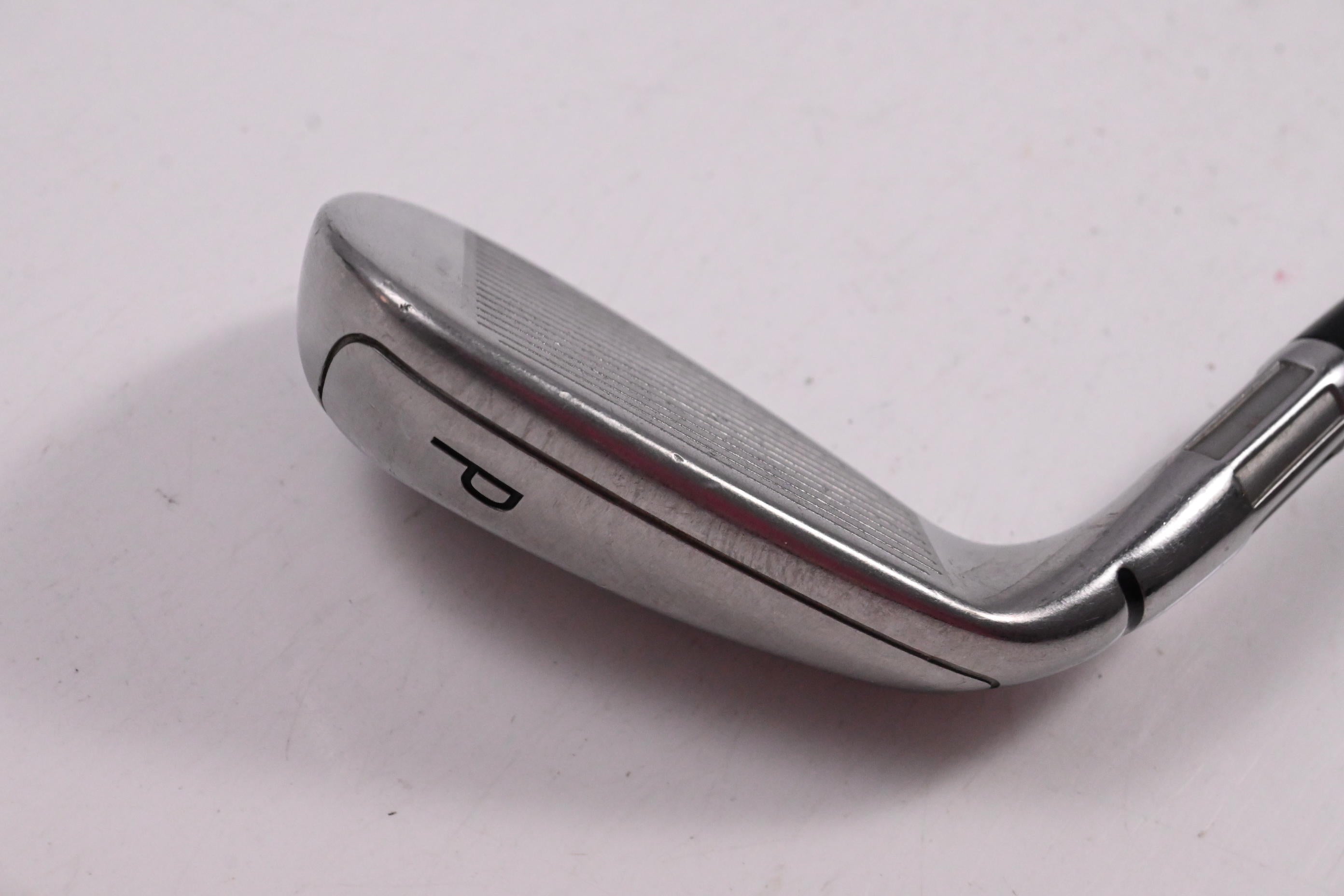 Taylormade M6 Pitching Wedge / 43.5 Degree / Regular Flex Unbranded Shaft