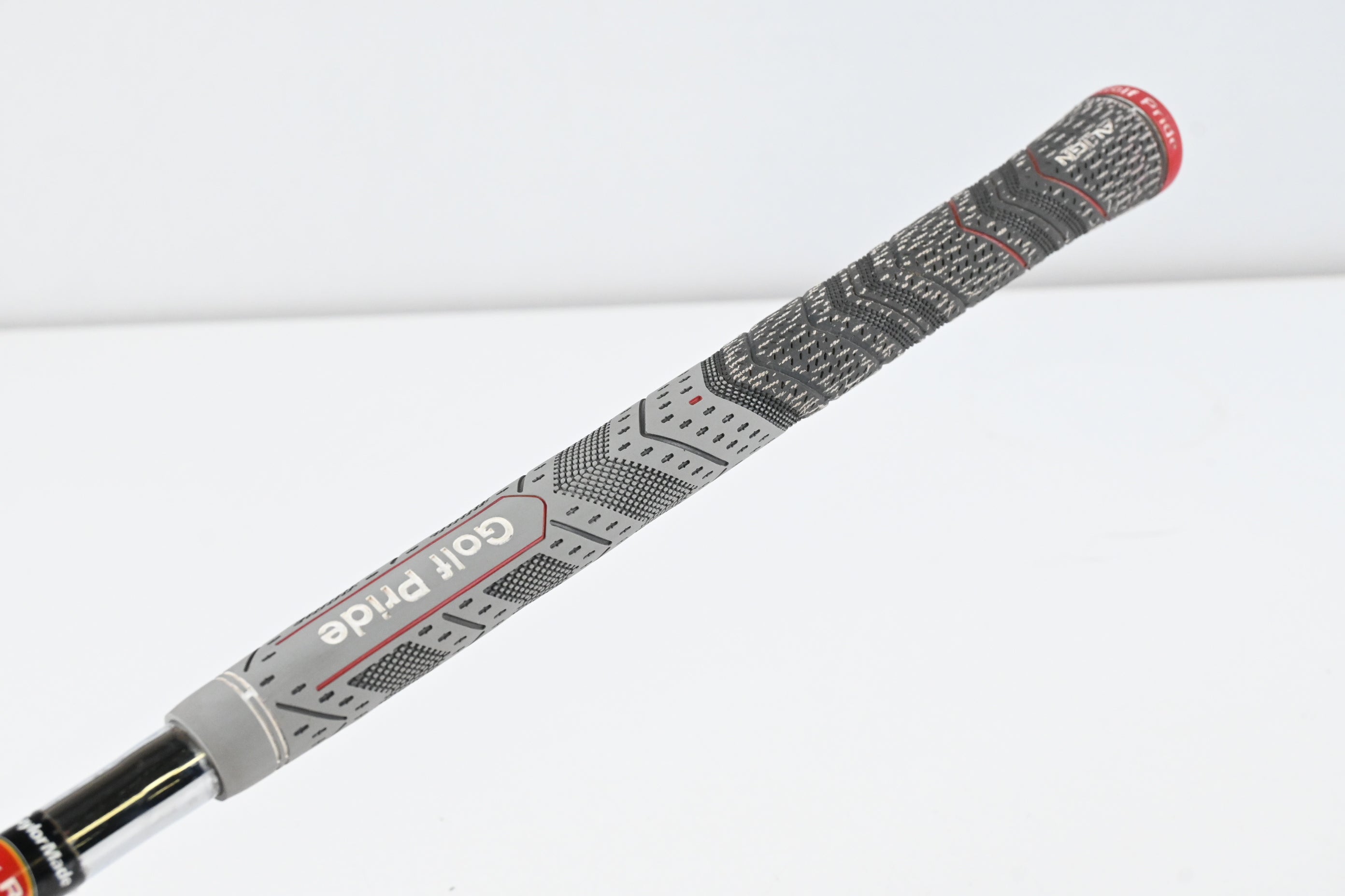 Taylormade R7 Draw #4 Hybrid / 22 Degree / Regular Flex T-Step 90 Shaft