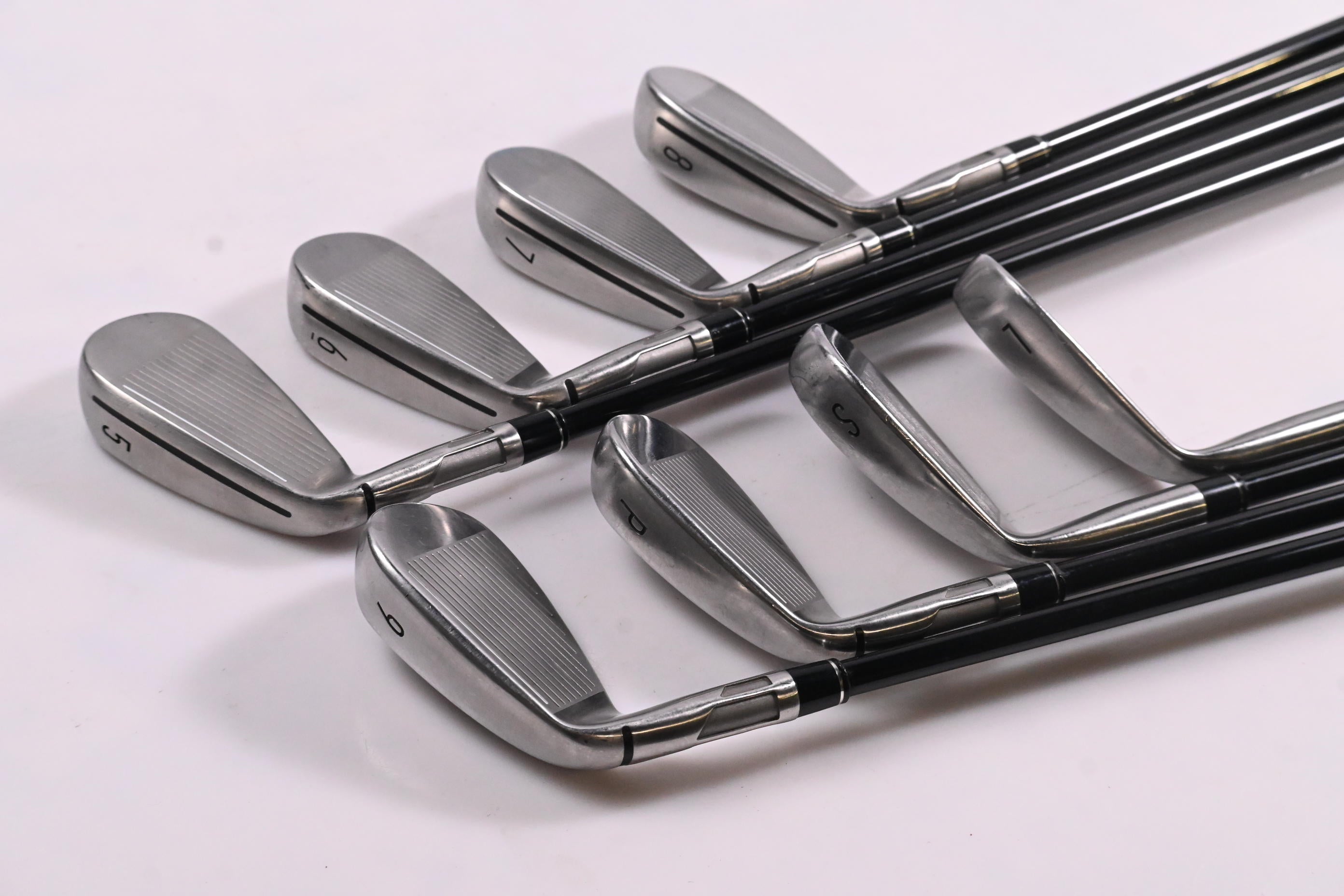 Taylormade Stealth Irons / 5-PW+SW+LW / Regular Flex Ventus Red 6 Shafts
