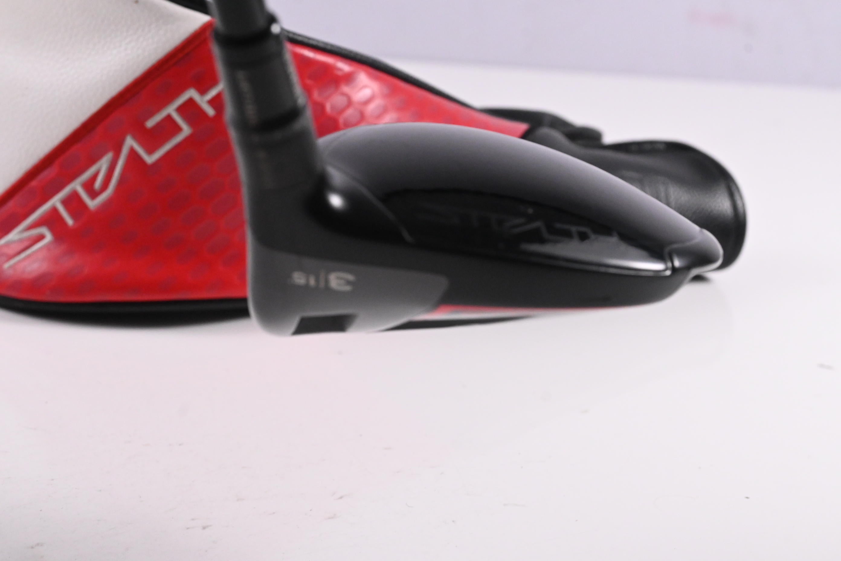 Taylormade Stealth 2 Plus #3 Wood / 15 Degree / Stiff Flex Kai'li Red 75 Shaft