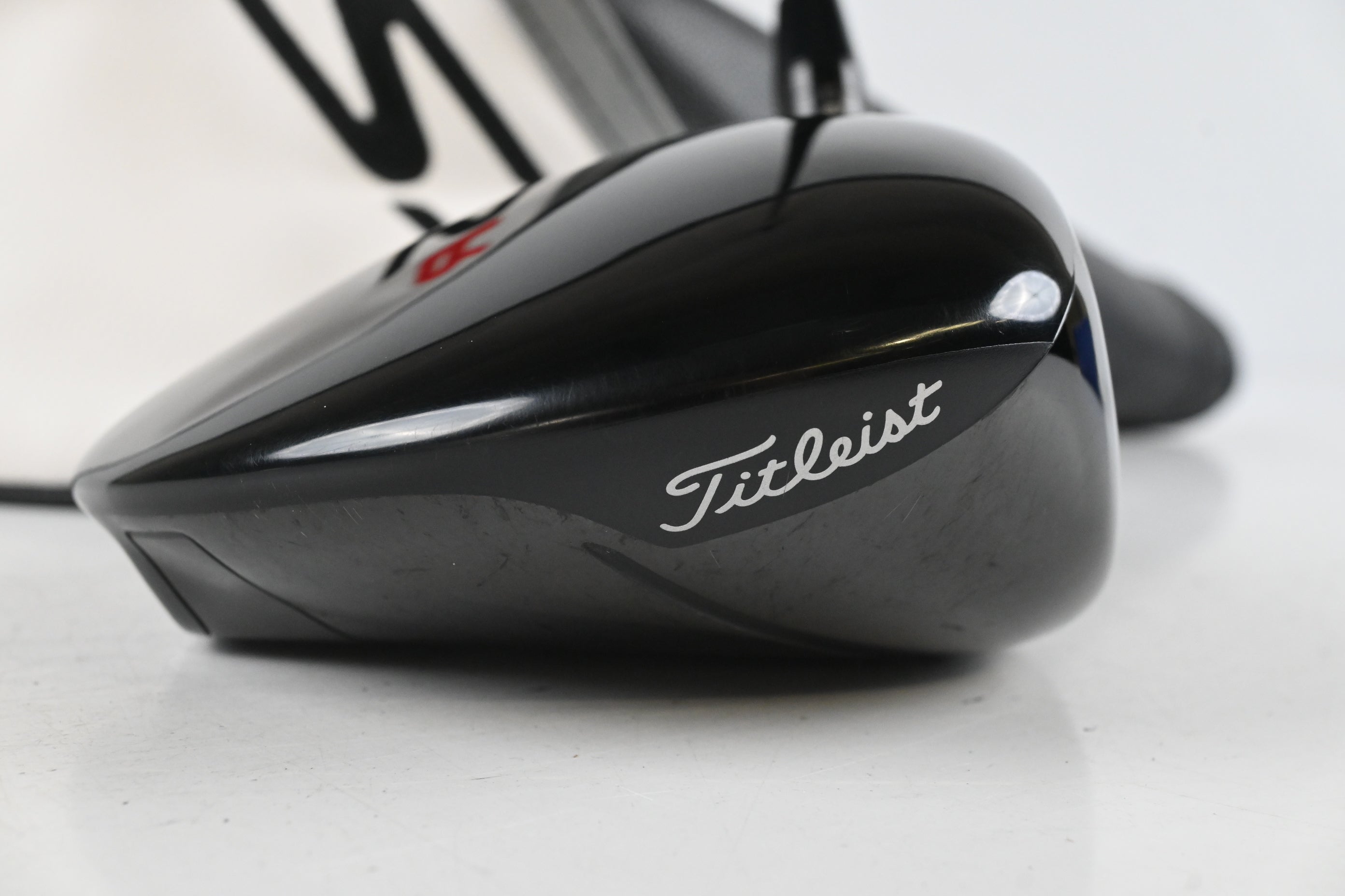 Titleist TSR2 Driver / 10 Degree / Stiff Flex HZRDUS Black 60 Shaft