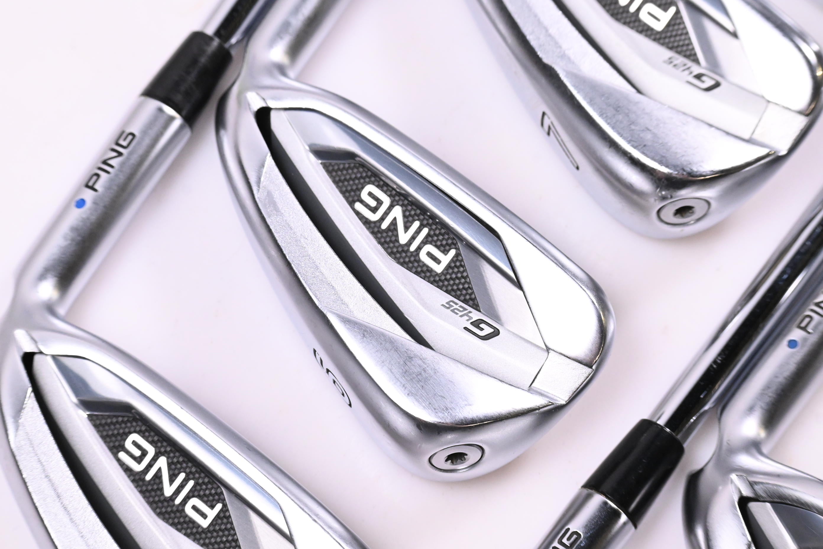 Ping G425 Irons / 5-PW+UW+SW / Blue Dot / Regular Flex Ping AWT 2.0 Shafts
