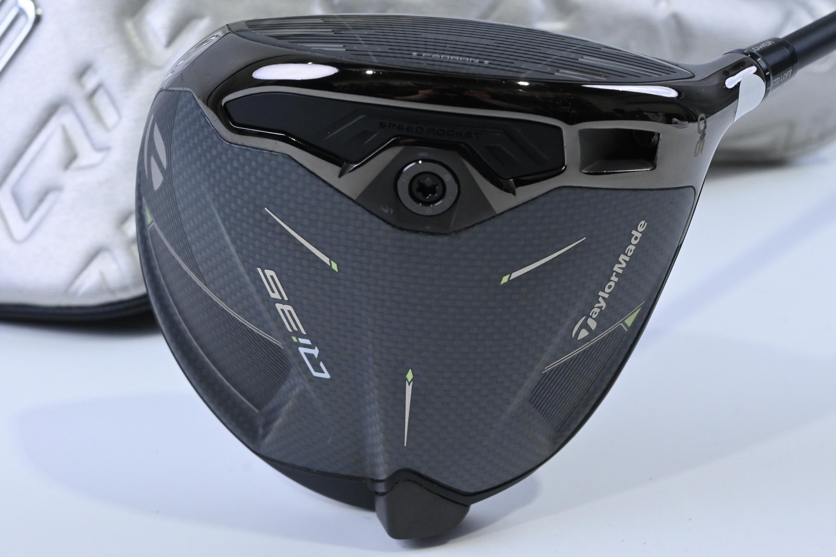 Taylormade Qi35 Driver / 9 Degree / Regular Flex Fujikura Ventus Blue 5 Shaft