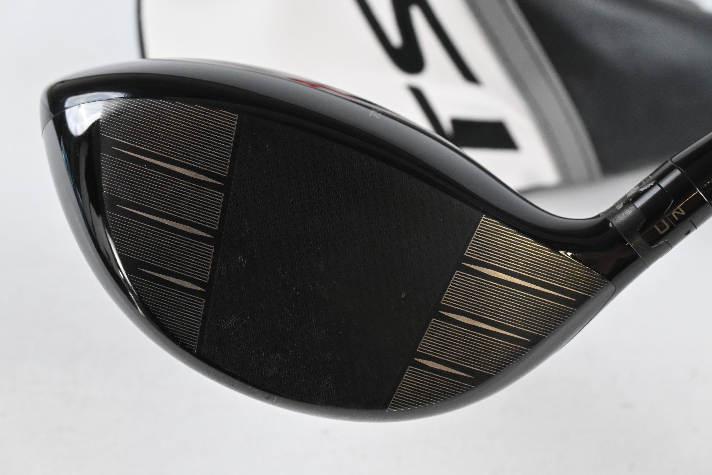 Titleist TSR2 Driver / 10 Degree / Stiff Flex HZRDUS Black 60 Shaft
