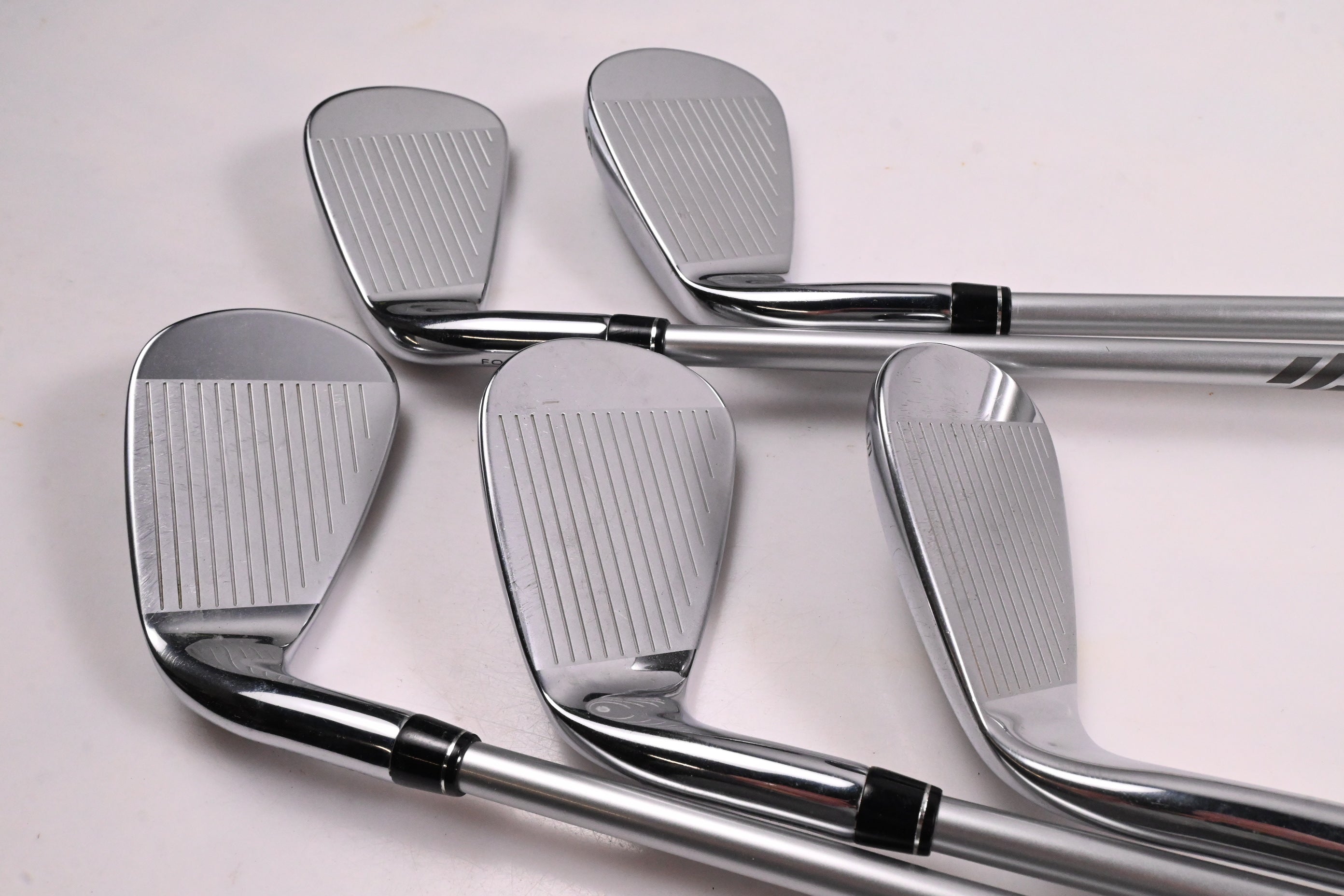 Ladies Callaway Paradym X Irons / 7-PW+SW / Ladies Flex Aldila Ascent PL 40