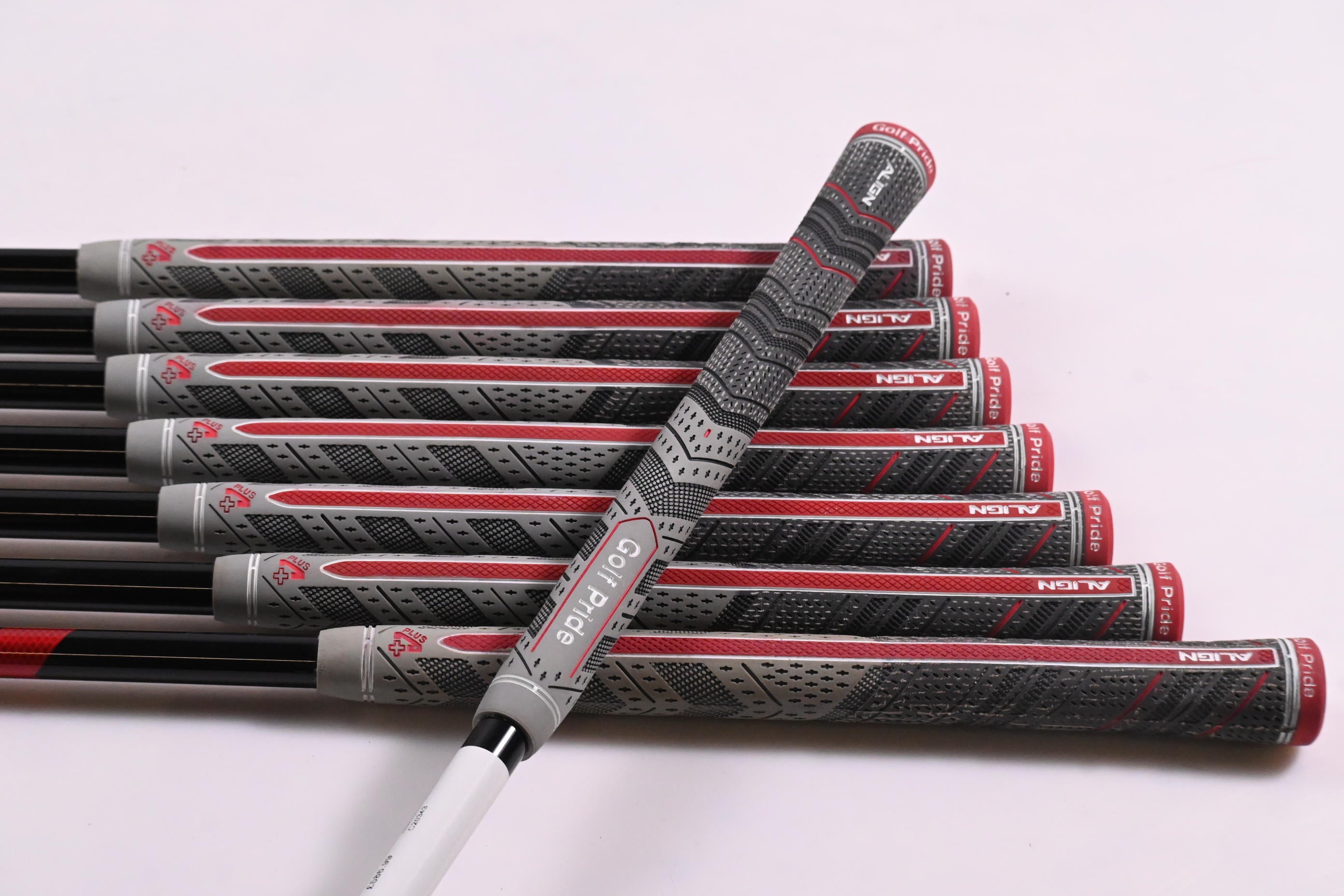 Taylormade Stealth Irons / 5-PW+SW+LW / Regular Flex Ventus Red 6 Shafts