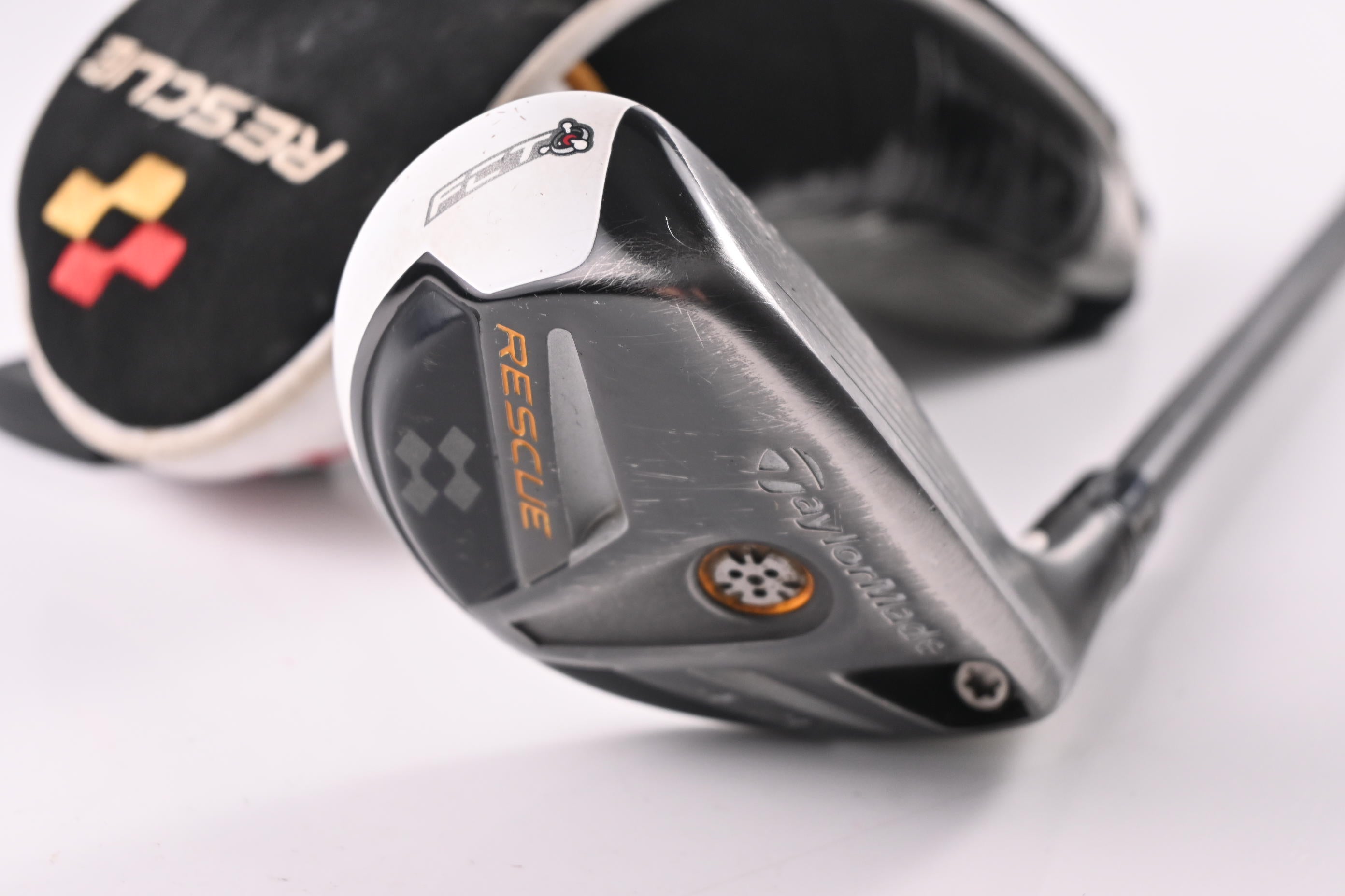 Taylormade Rescue 11 #4 Hybrid / 21 Degree / Regular Flex Aldila RIP 65 Shaft