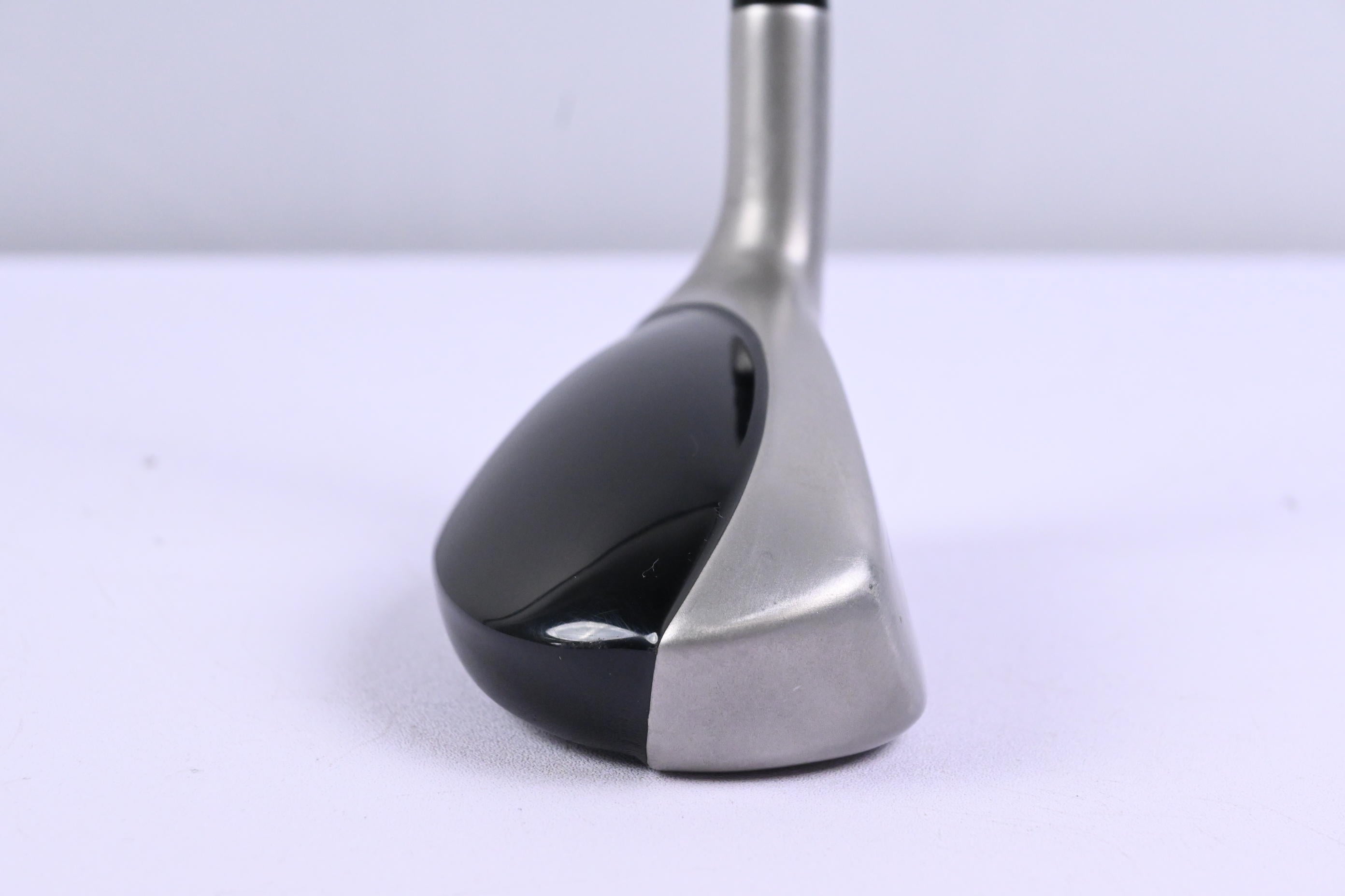 Taylormade Rescue Mid #3 Hybrid / 19 Degree / Stiff Flex Ultralite UG65 Shaft