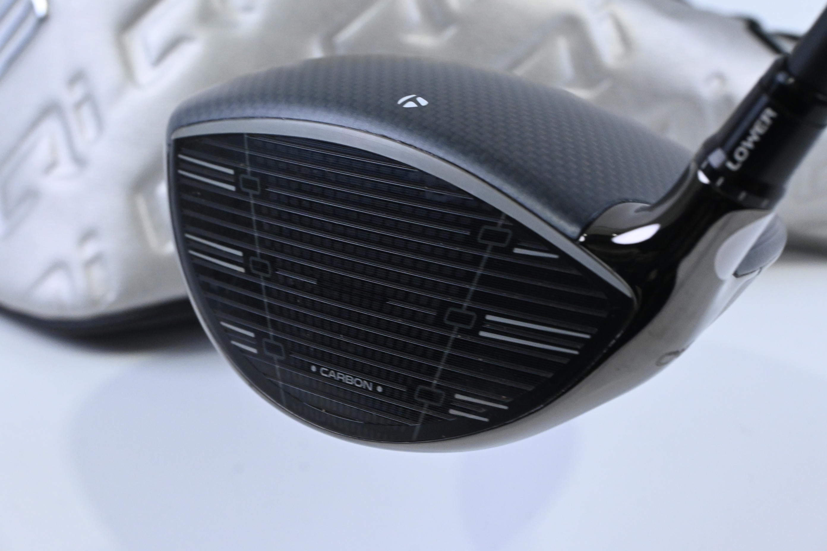 Taylormade Qi35 Driver / 9 Degree / Regular Flex Fujikura Ventus Blue 5 Shaft