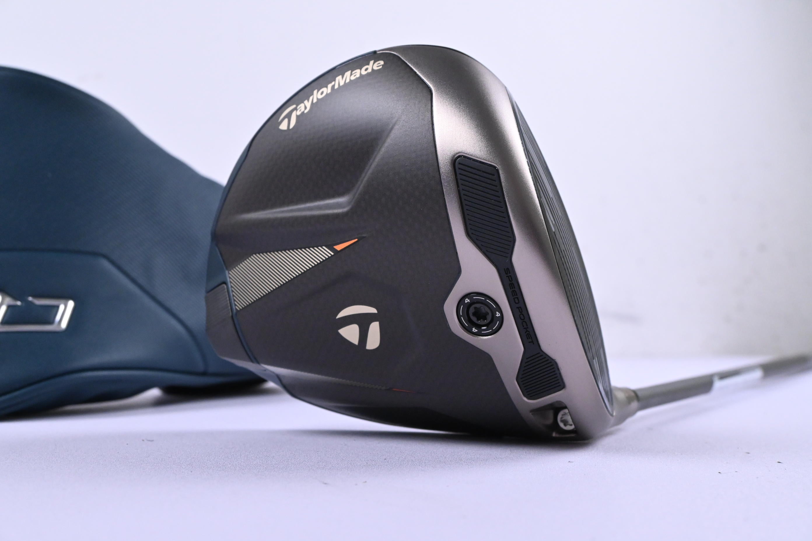 Taylormade Qi4D Max Lite Driver / 12 Degree / Regular Flex REAX Blue 40 Shaft
