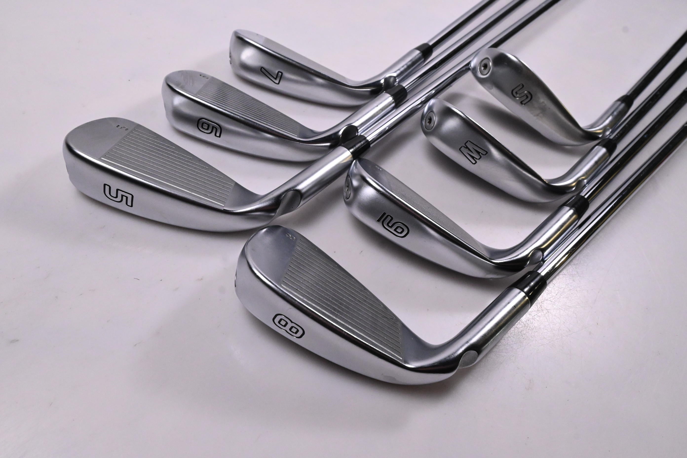 Ping G425 Irons / 5-PW+SW / Blue Dot / Regular Flex Ping AWT 2.0 Shafts