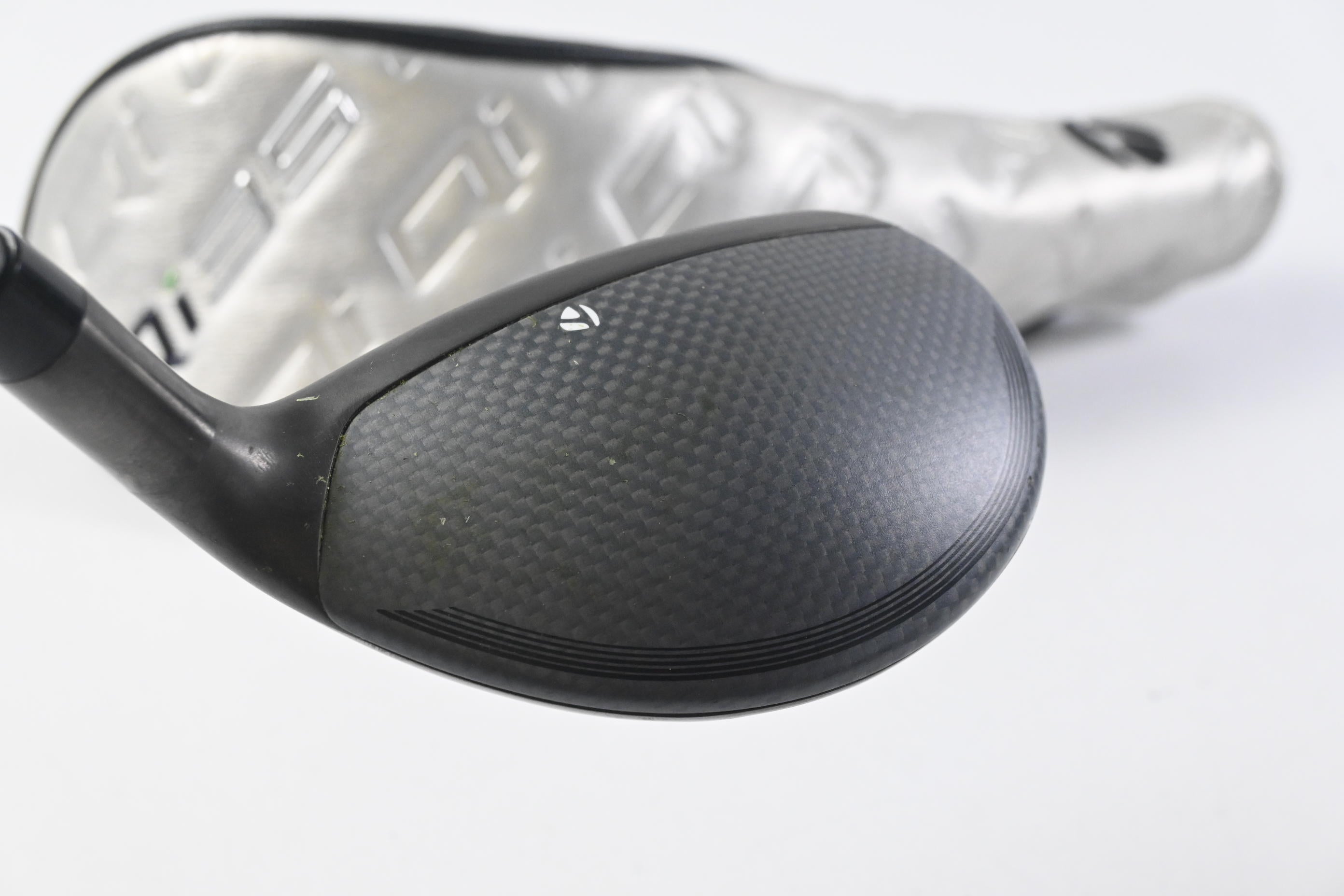 Taylormade Qi35 Max #4 Hybrid / 23 Degree / Regular Flex Fujikura Air Speeder 50
