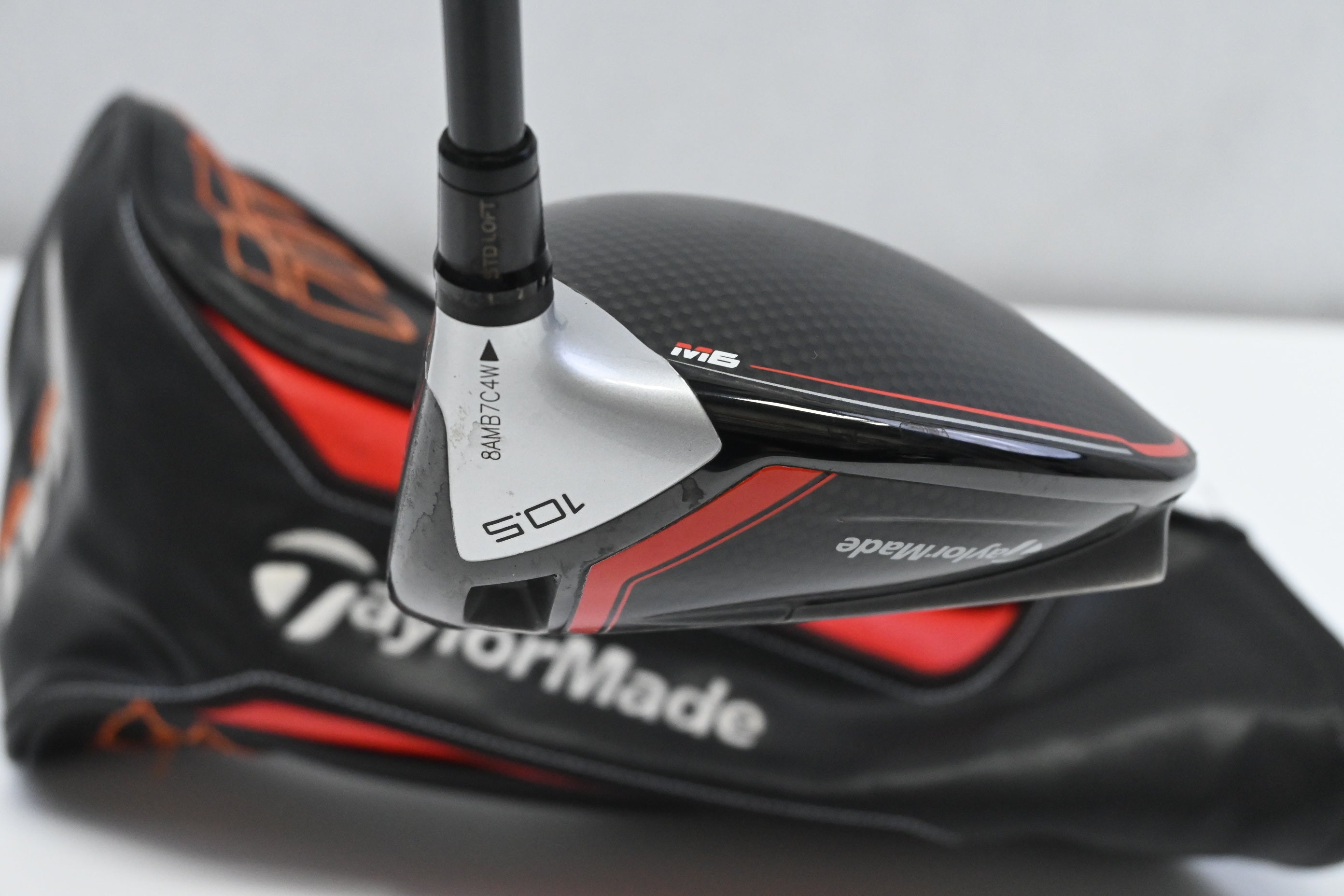 Taylormade M6 Driver / 10.5 Degree / Stiff Flex Fujikura Atmos Black 6 Shaft